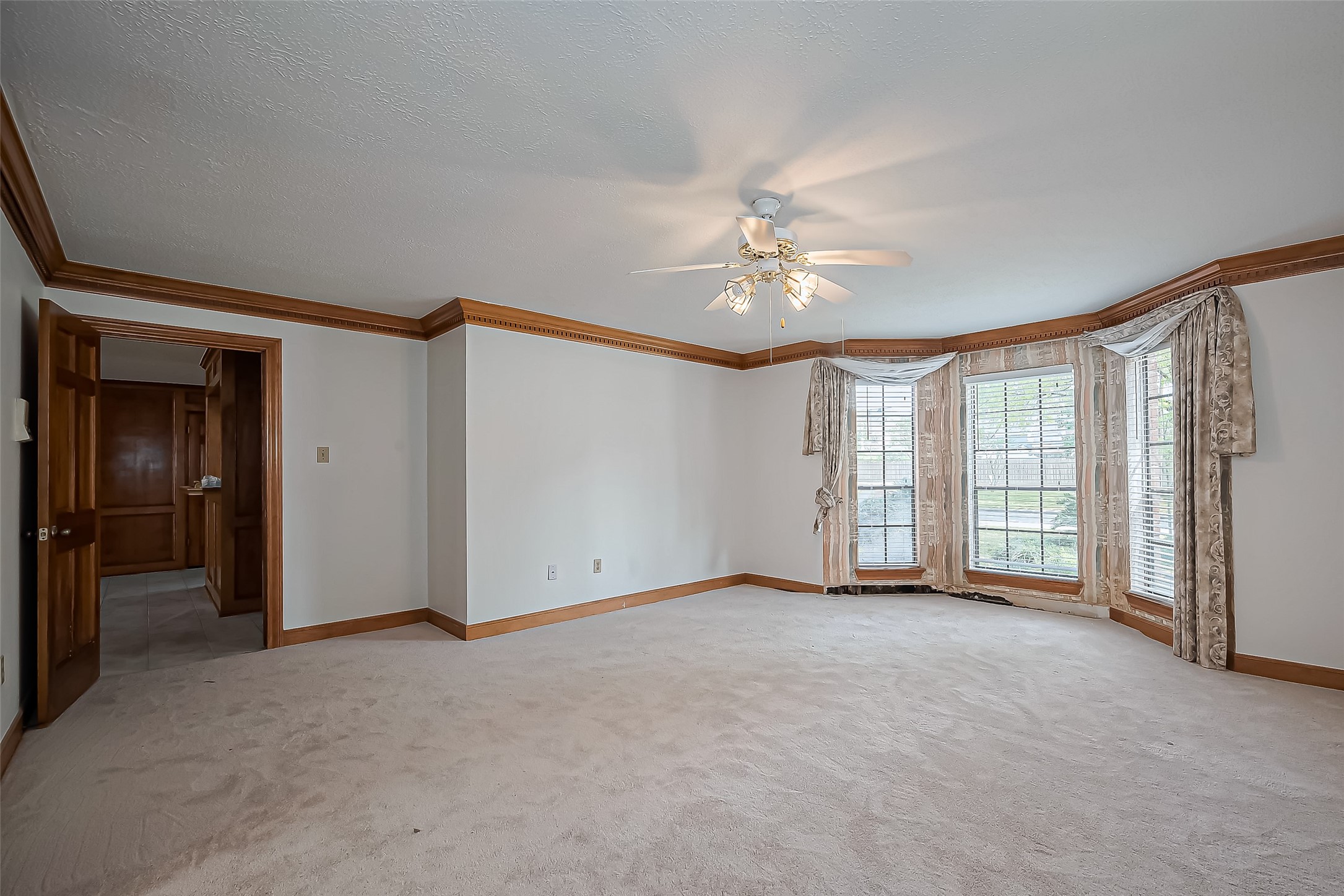 18307 Champion Forest Drive Property Photo 37