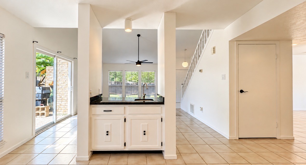 3434 Havershire Drive Property Photo 3