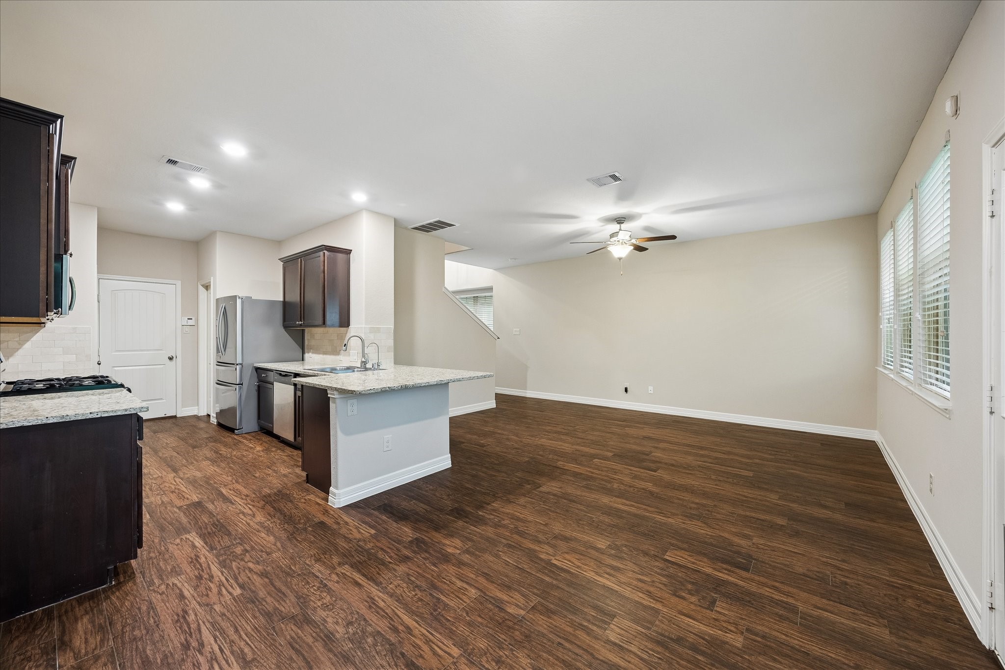6438 Stoney Creek Drive Property Photo 13
