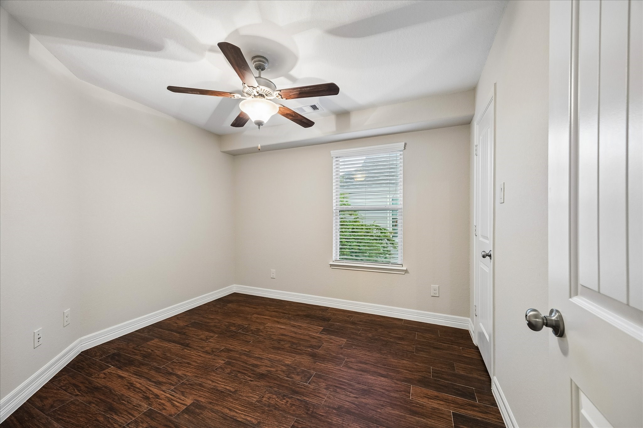 6438 Stoney Creek Drive Property Photo 22