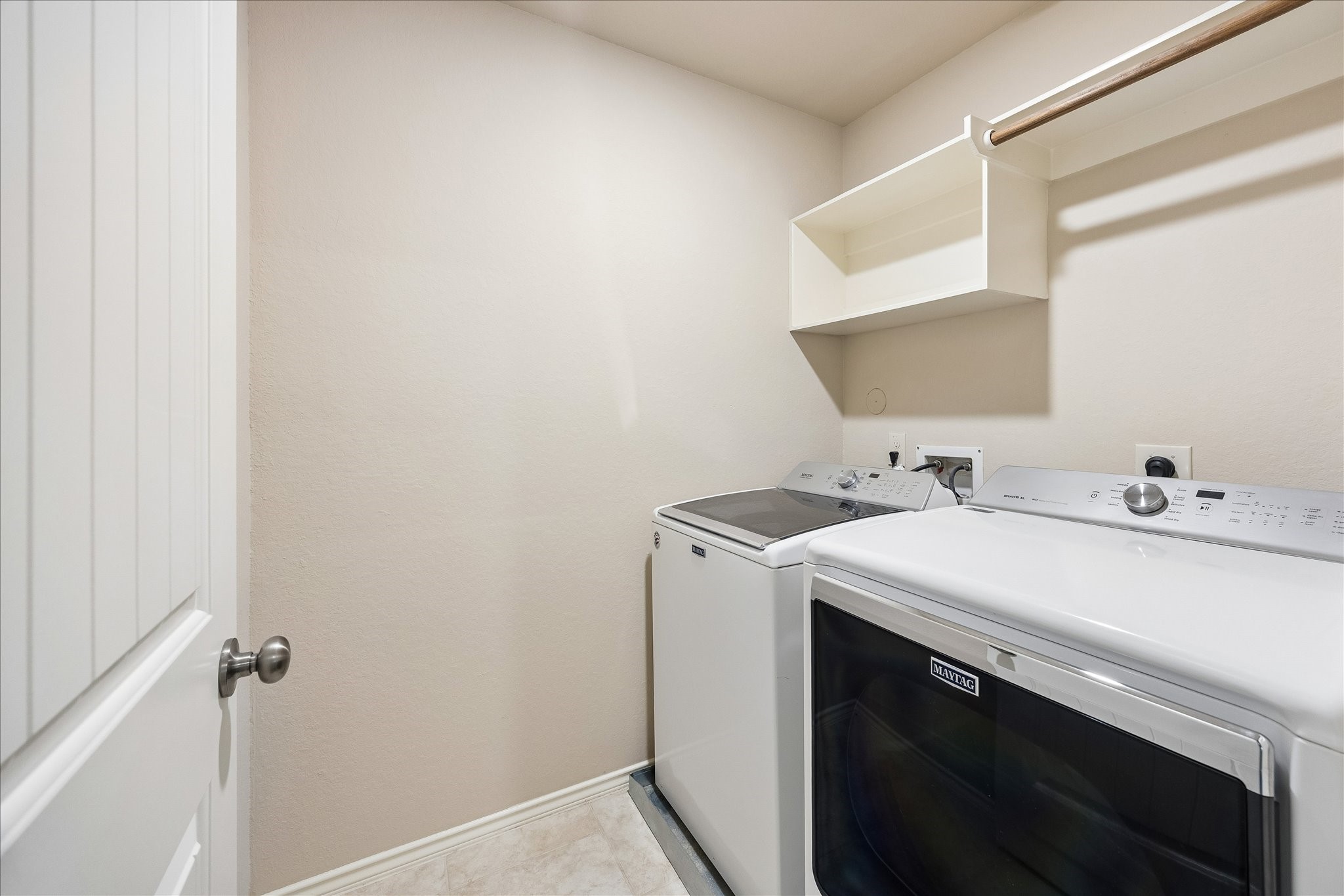 6438 Stoney Creek Drive Property Photo 24