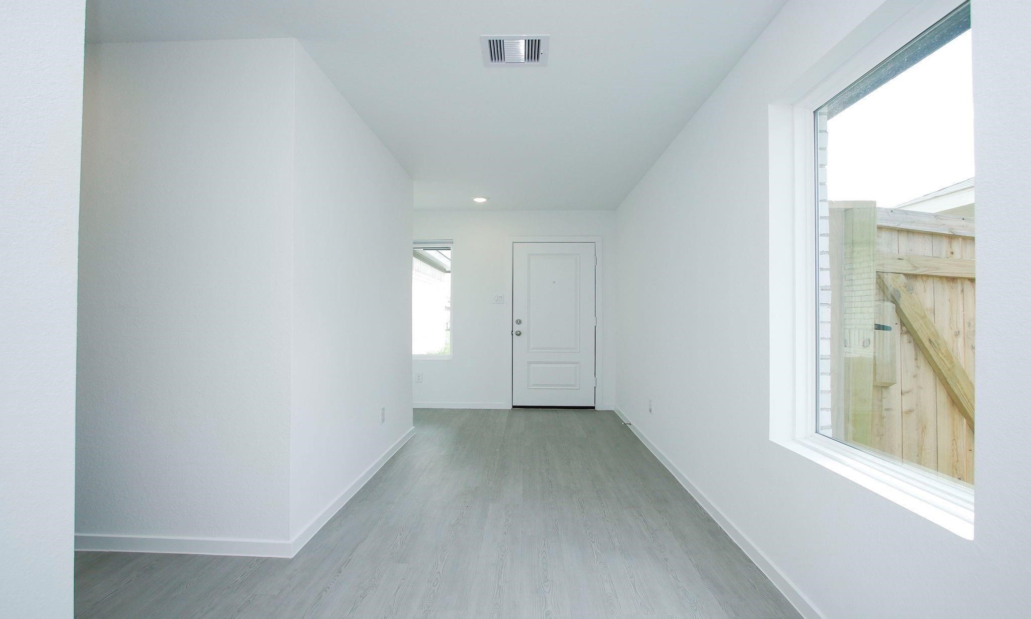 6827 Date Palm Drive Property Photo 8