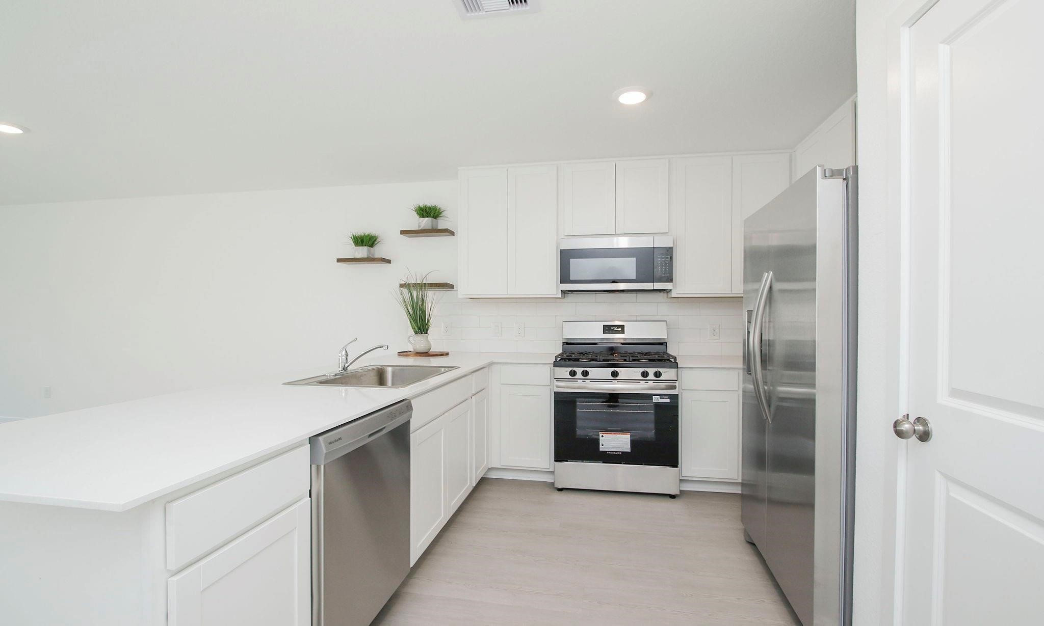 6827 Date Palm Drive Property Photo 11