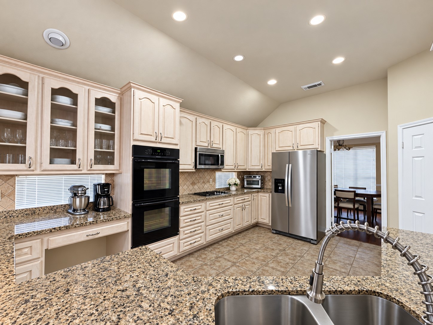 2018 Garden Terrace Drive Property Photo 5