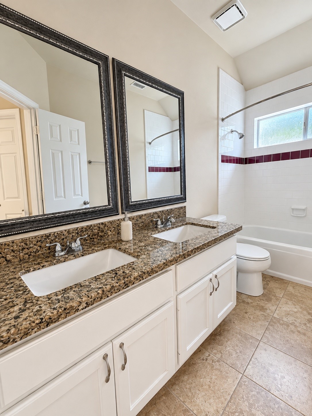 2018 Garden Terrace Drive Property Photo 10