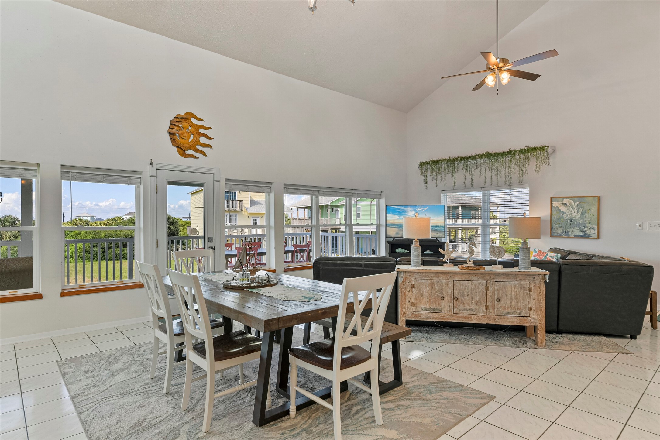 4112 Isla Del Sol Drive Property Photo 14