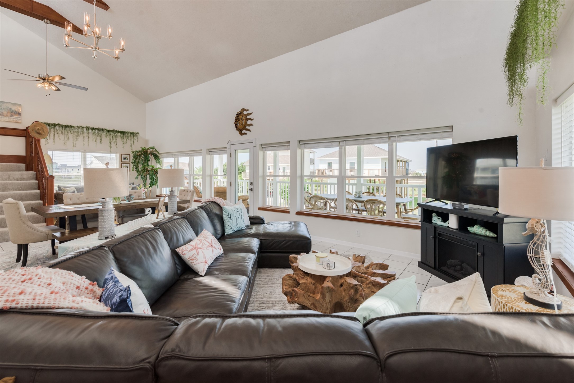 4112 Isla Del Sol Drive Property Photo 18