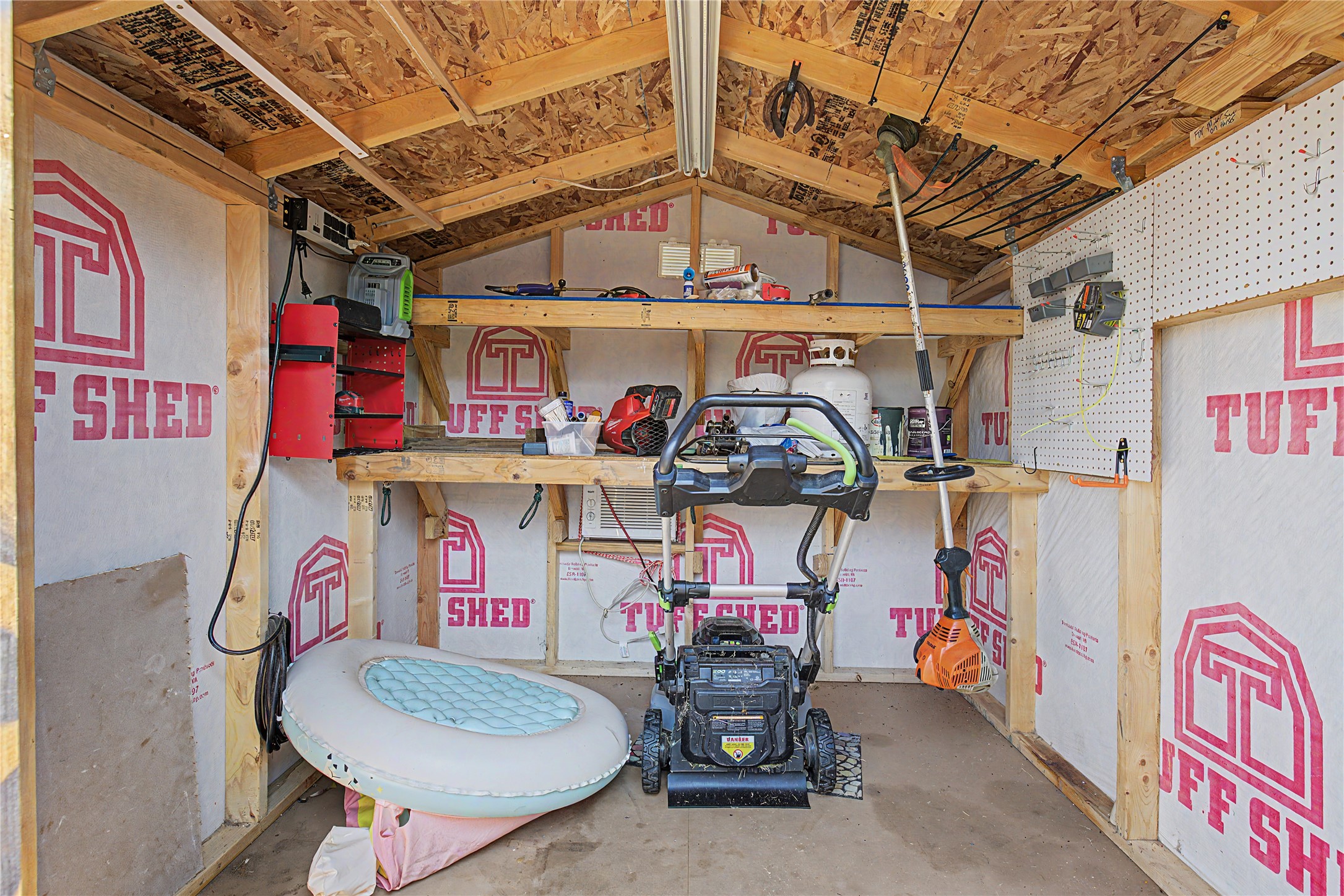 16606 Colleen Place Property Photo 36