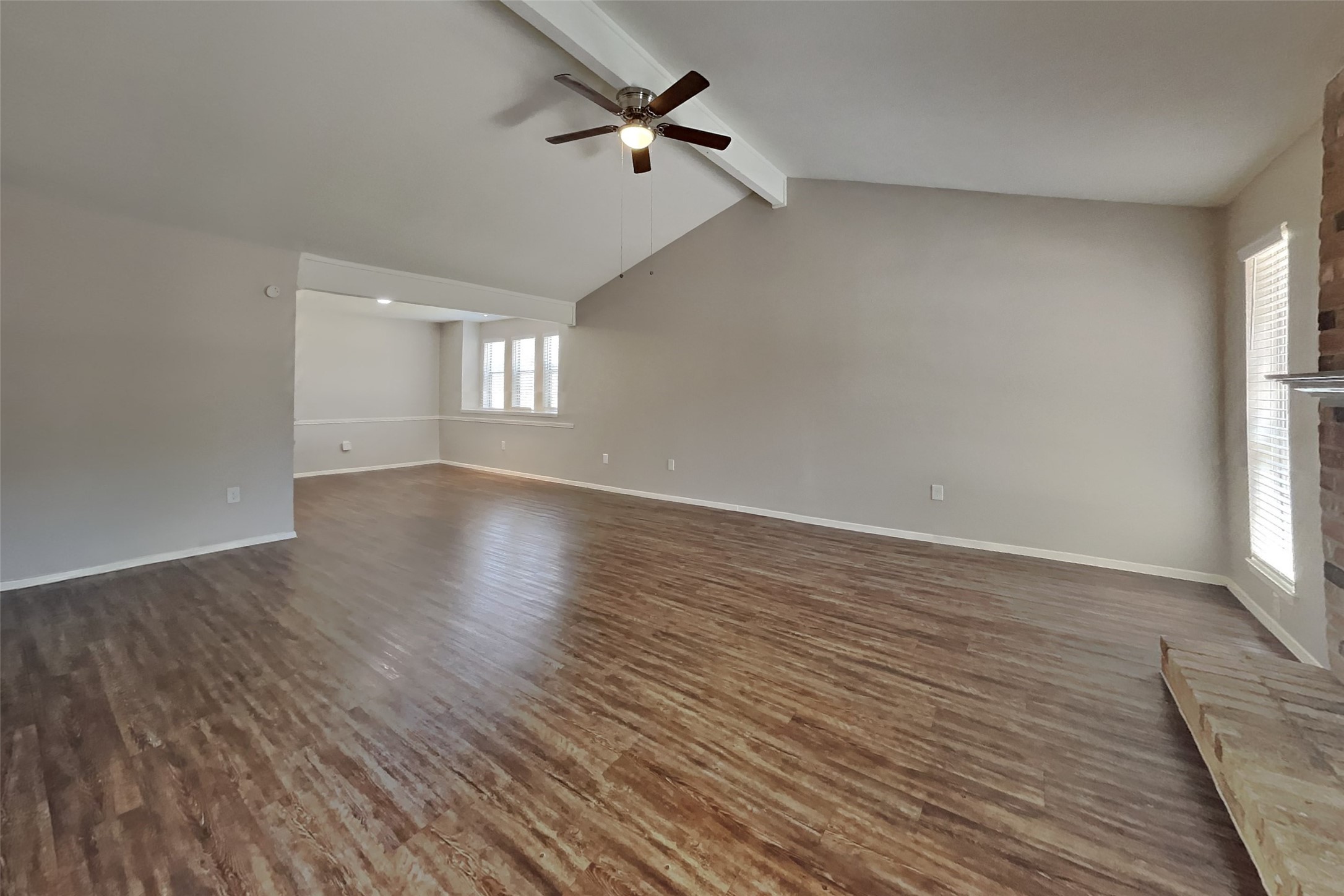 22702 Market Square Lane Property Photo 2
