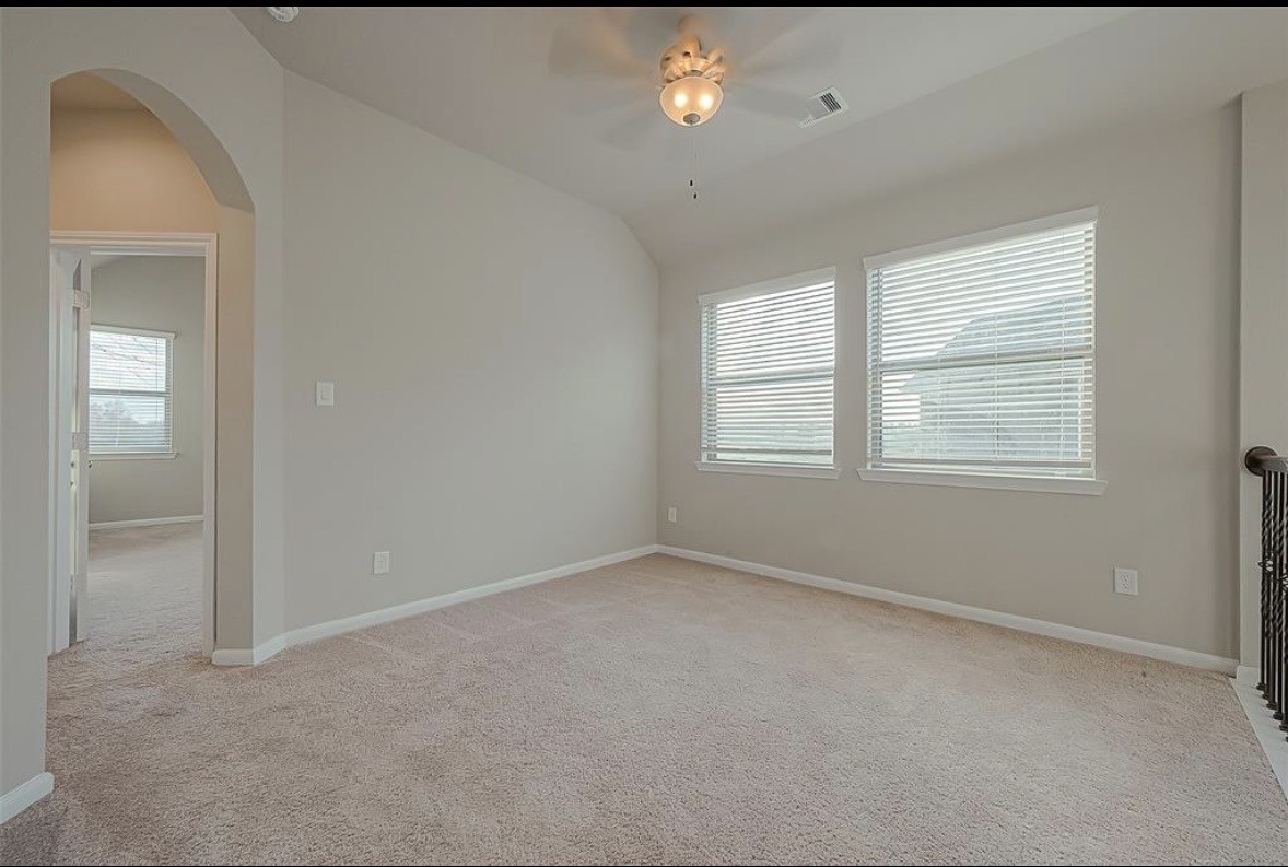 8700 Laurel Crest Drive Property Photo 24