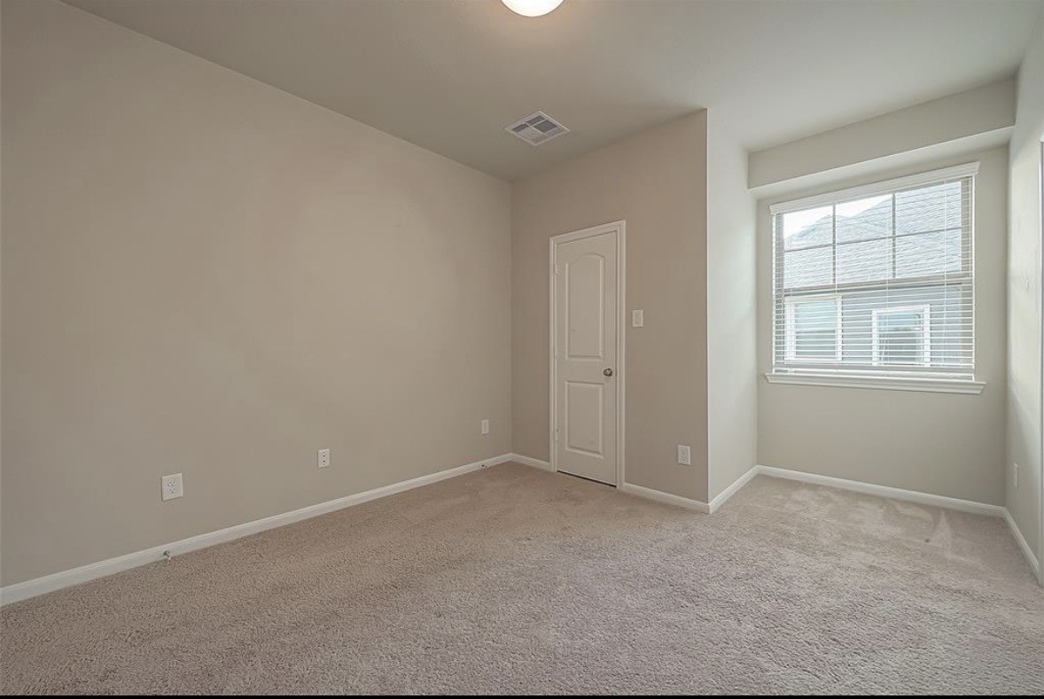 8700 Laurel Crest Drive Property Photo 25