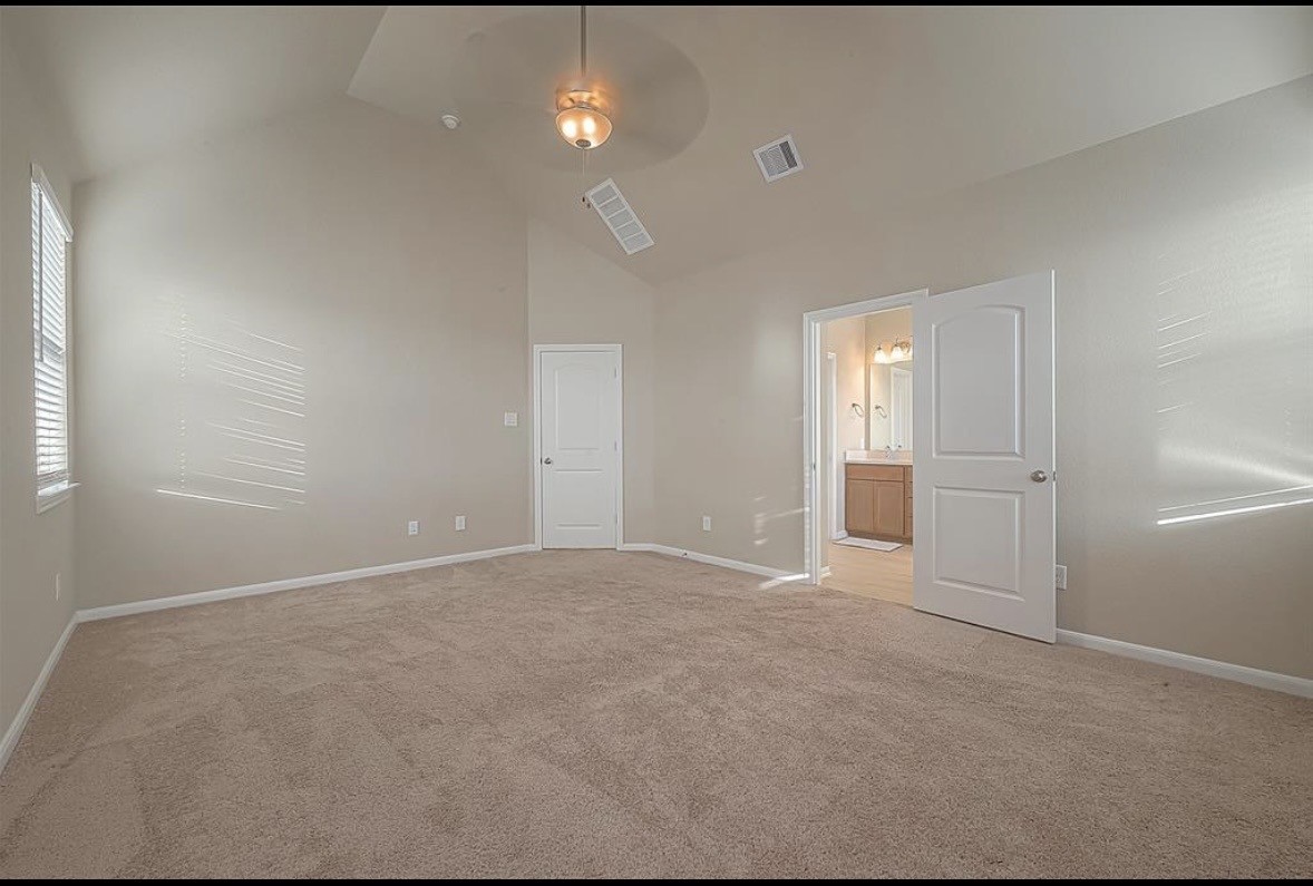 8700 Laurel Crest Drive Property Photo 30