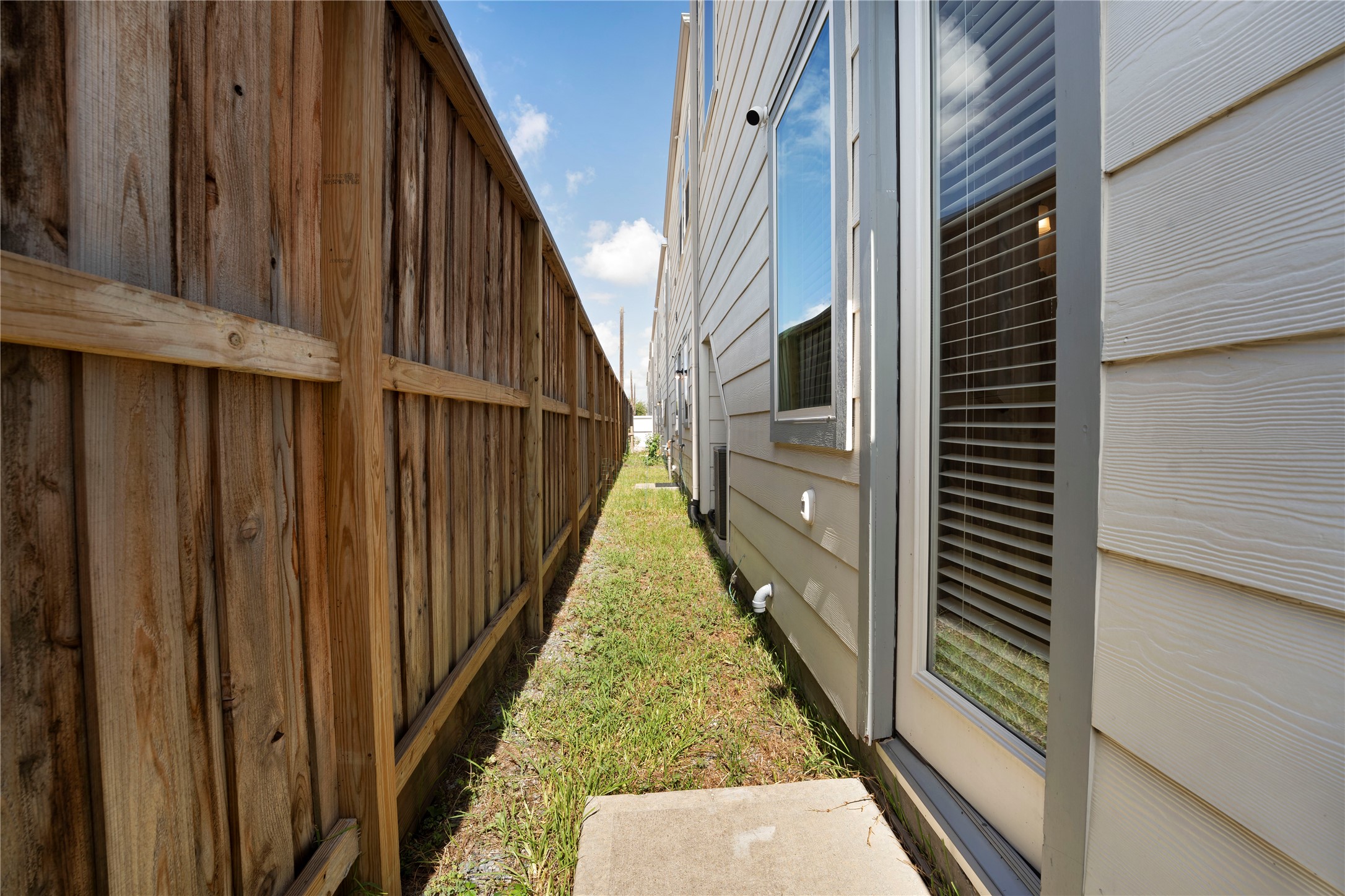 7703 Rainbow Close Lane Property Photo 15