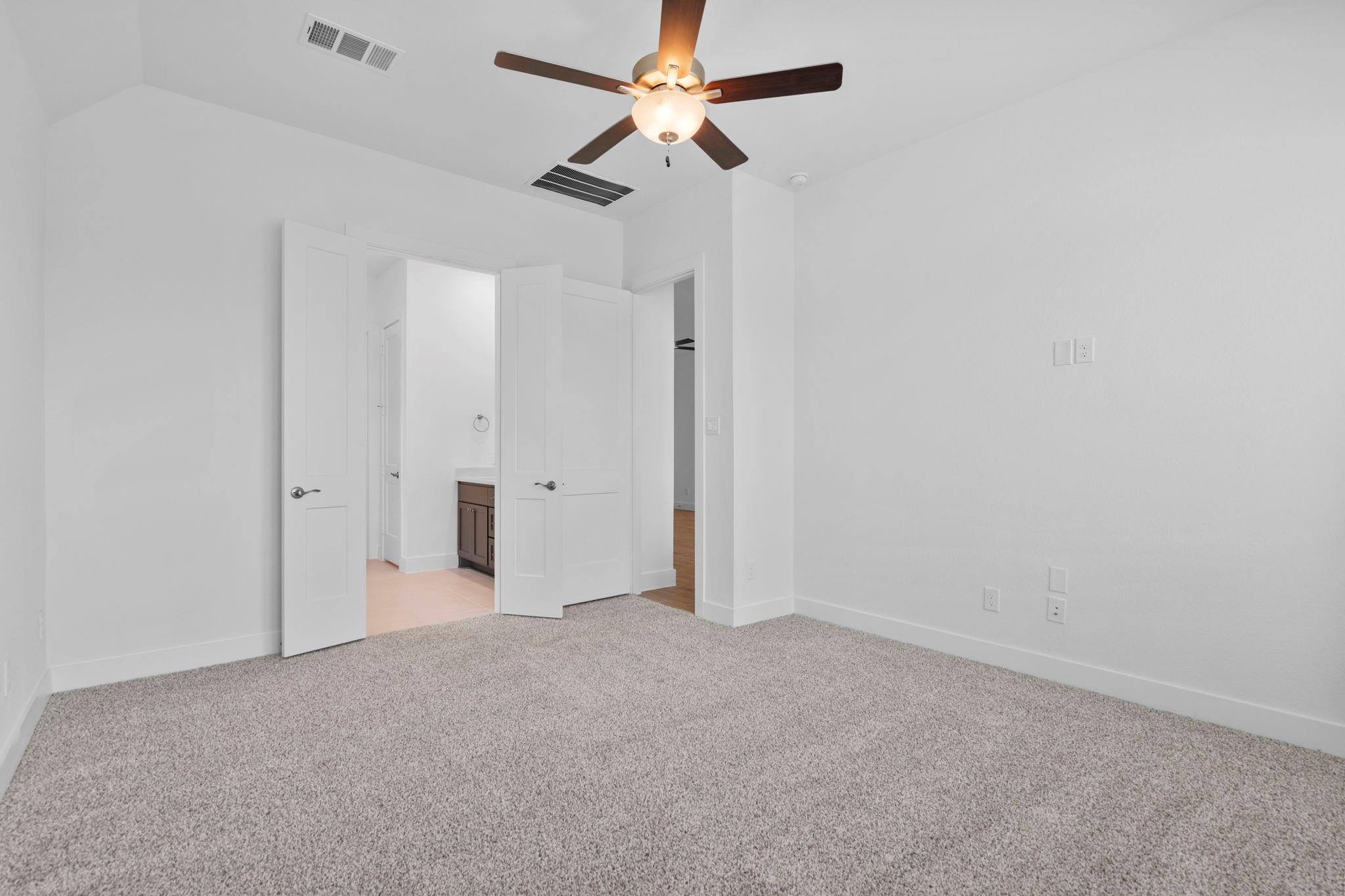 433 Darling Creek Lane, Katy Tx 77493 Property Photo 14