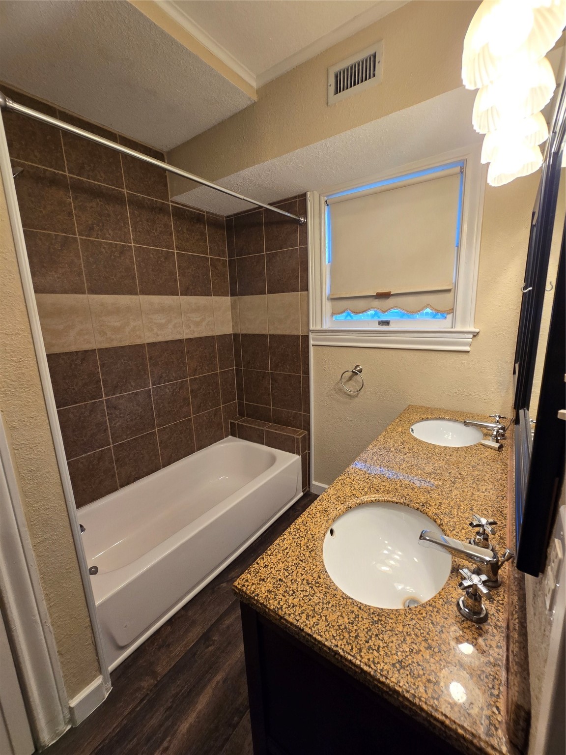 2909 Ave G Property Photo 21