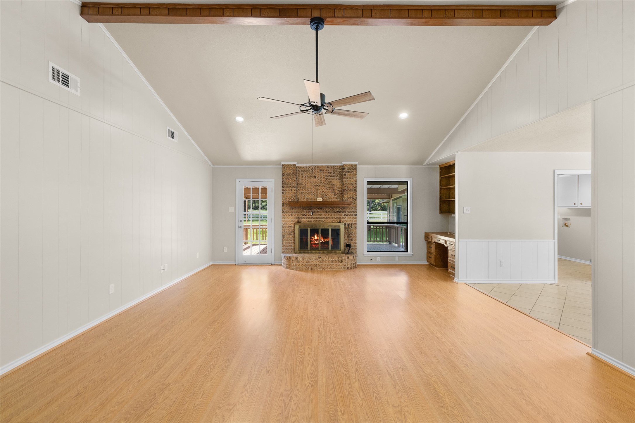 2488 State Highway 75 S Property Photo 5
