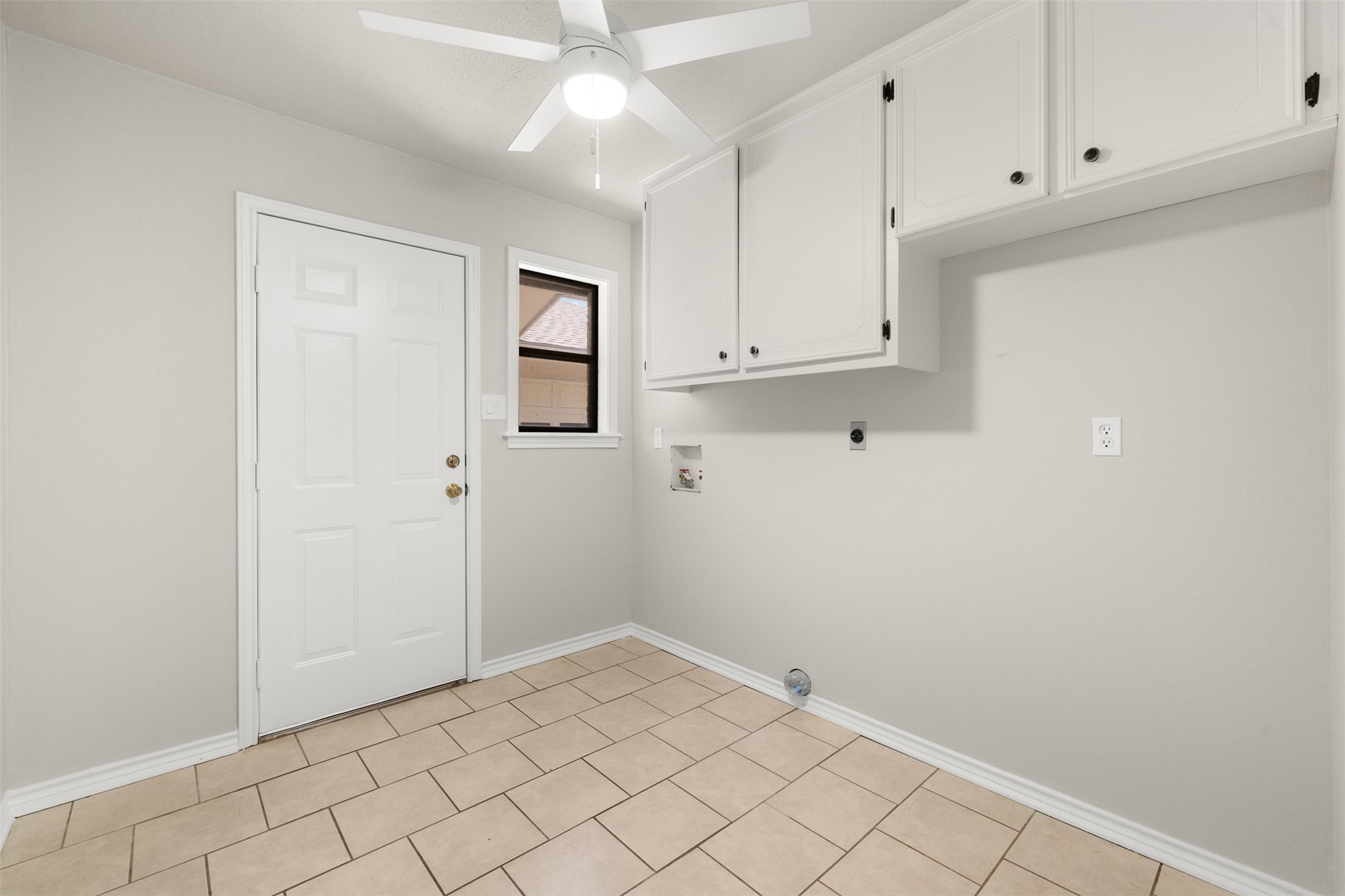 2488 State Highway 75 S Property Photo 11