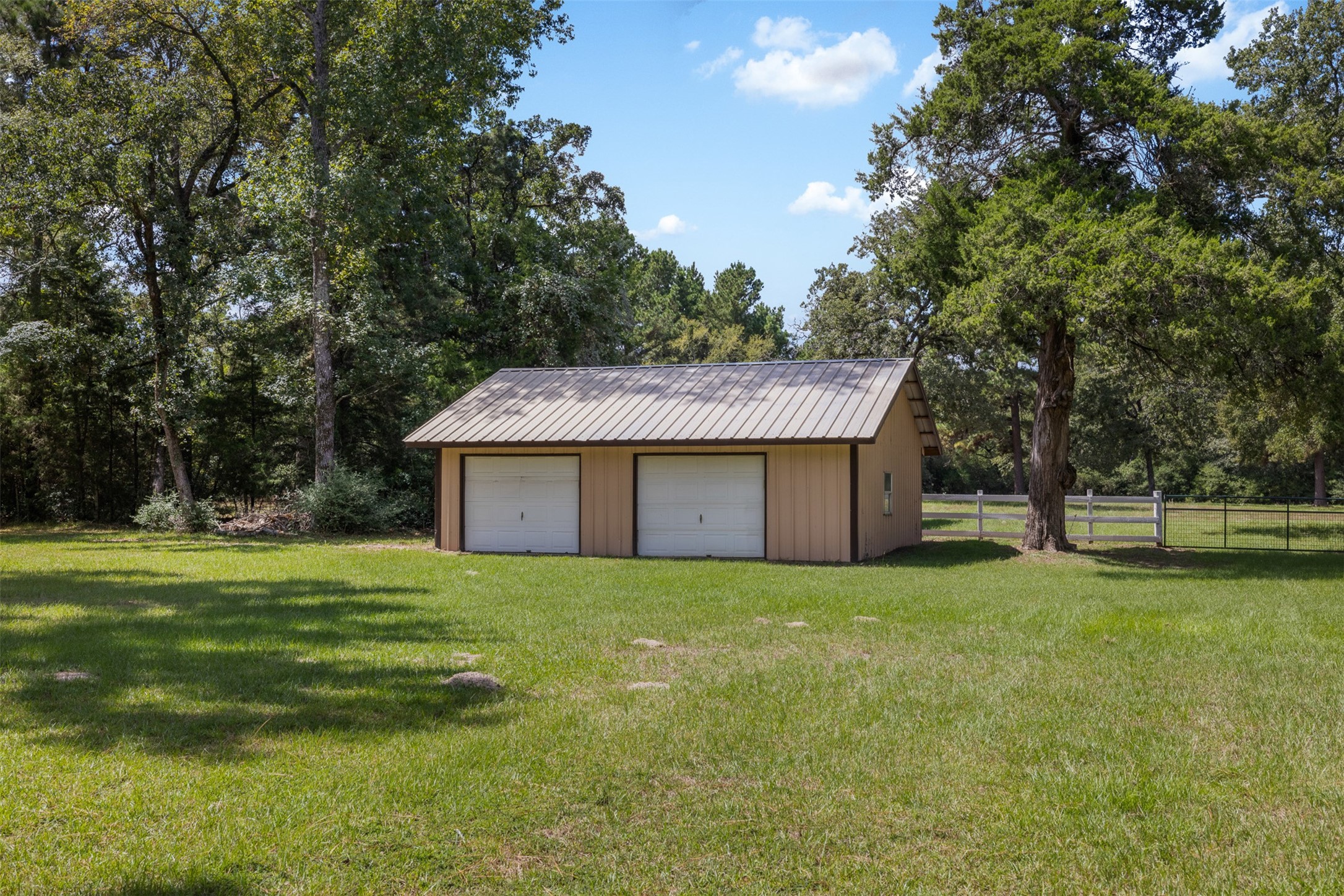 2488 State Highway 75 S Property Photo 21