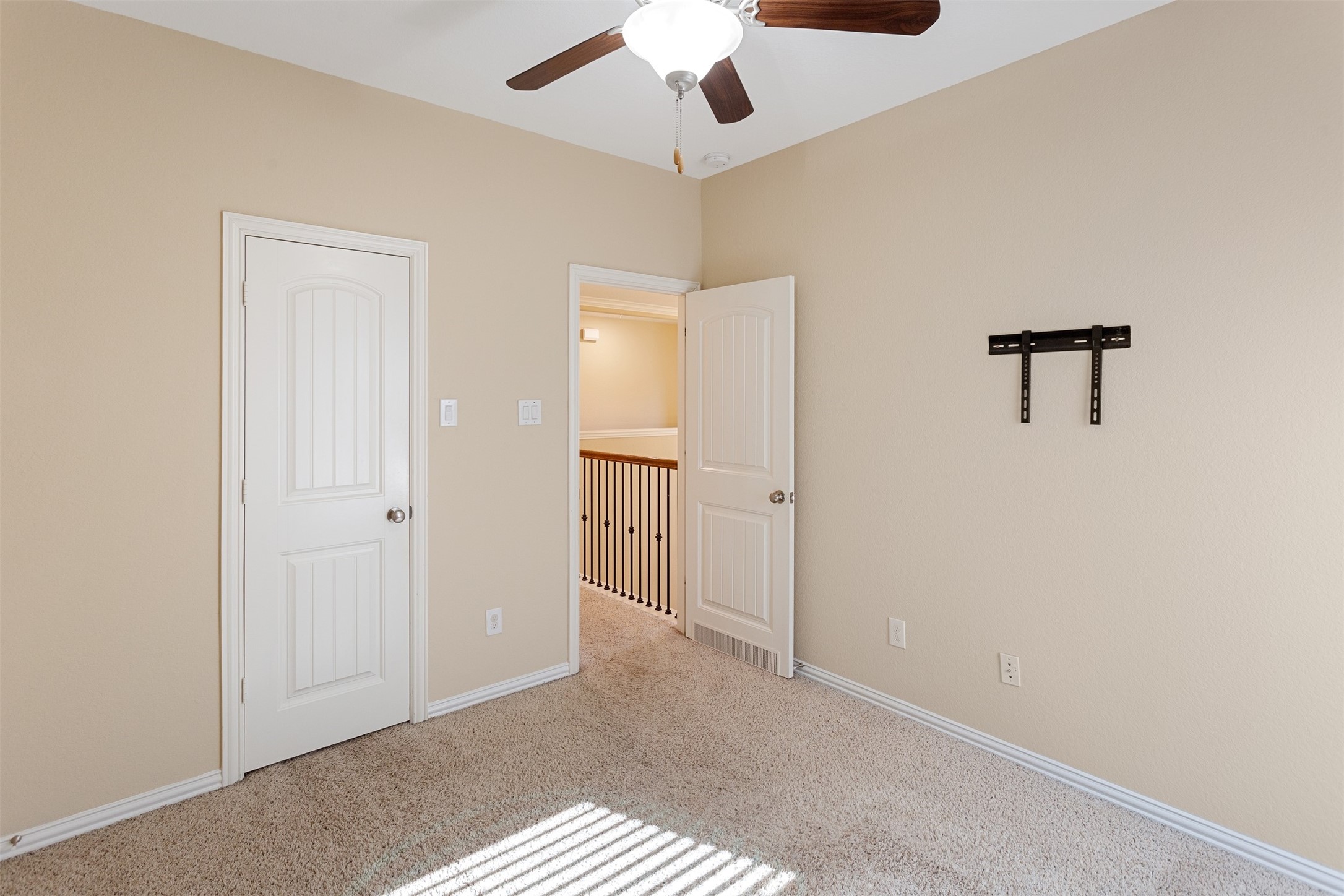 4319 Thornapple Hills Court Property Photo 21