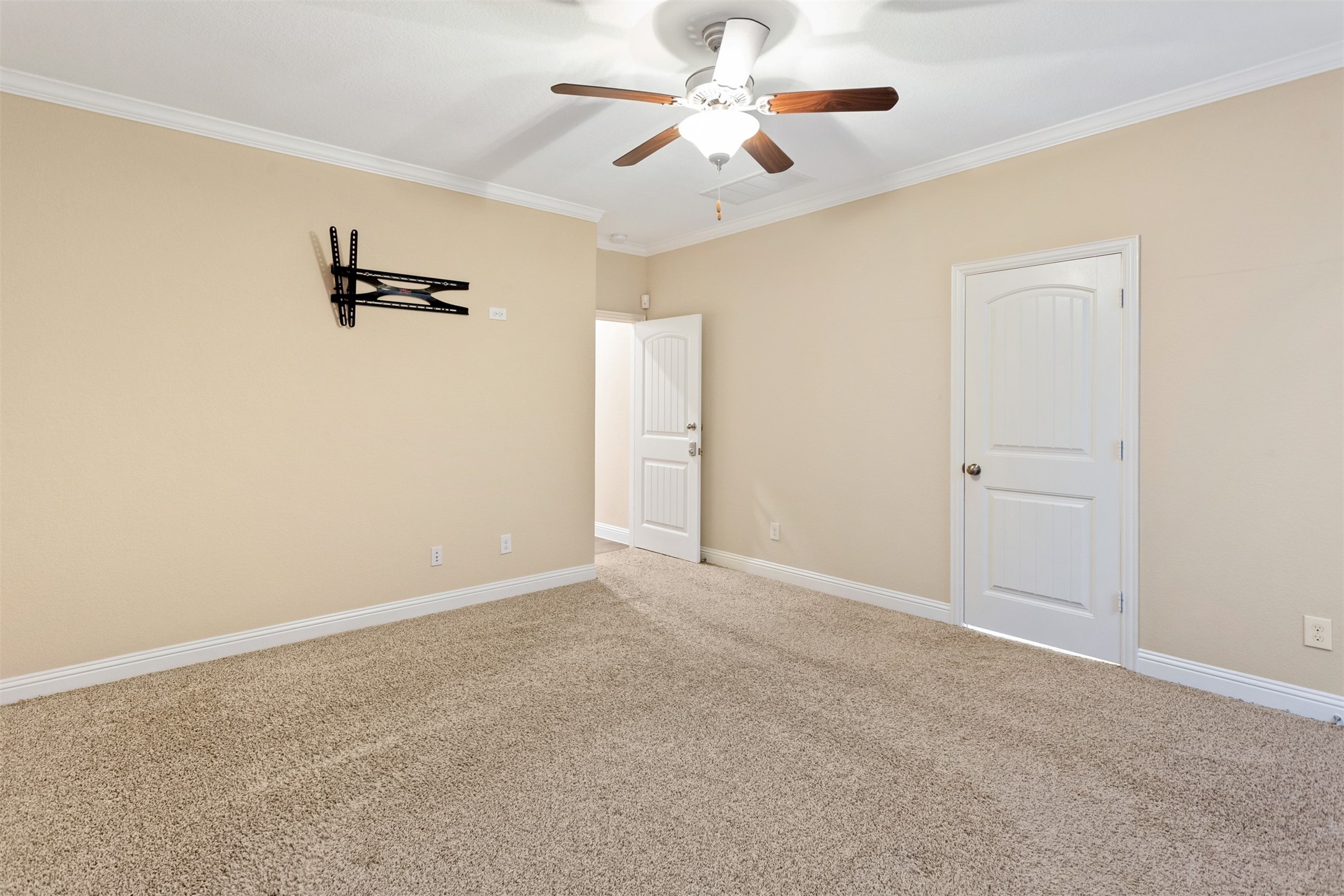 4319 Thornapple Hills Court Property Photo 23
