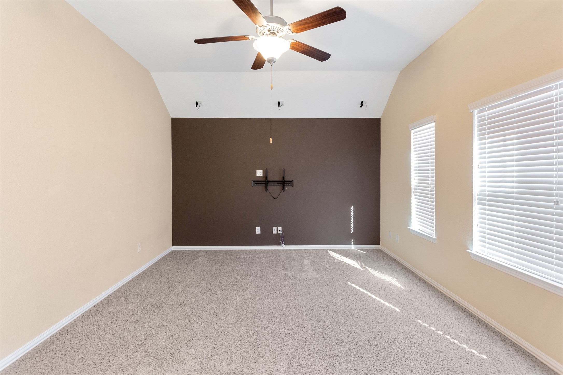 4319 Thornapple Hills Court Property Photo 28