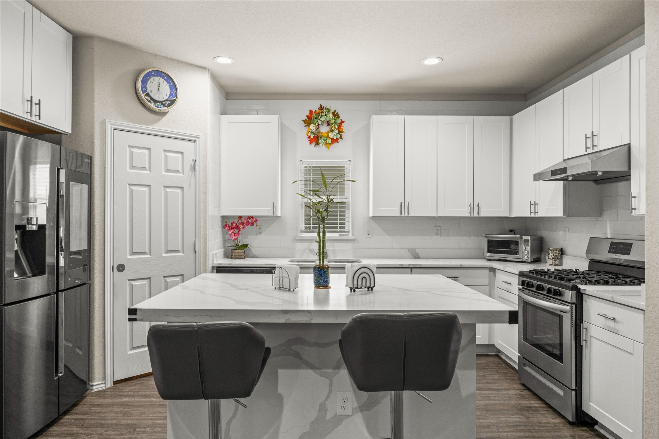 14510 Eaglefern Ln Property Photo 8