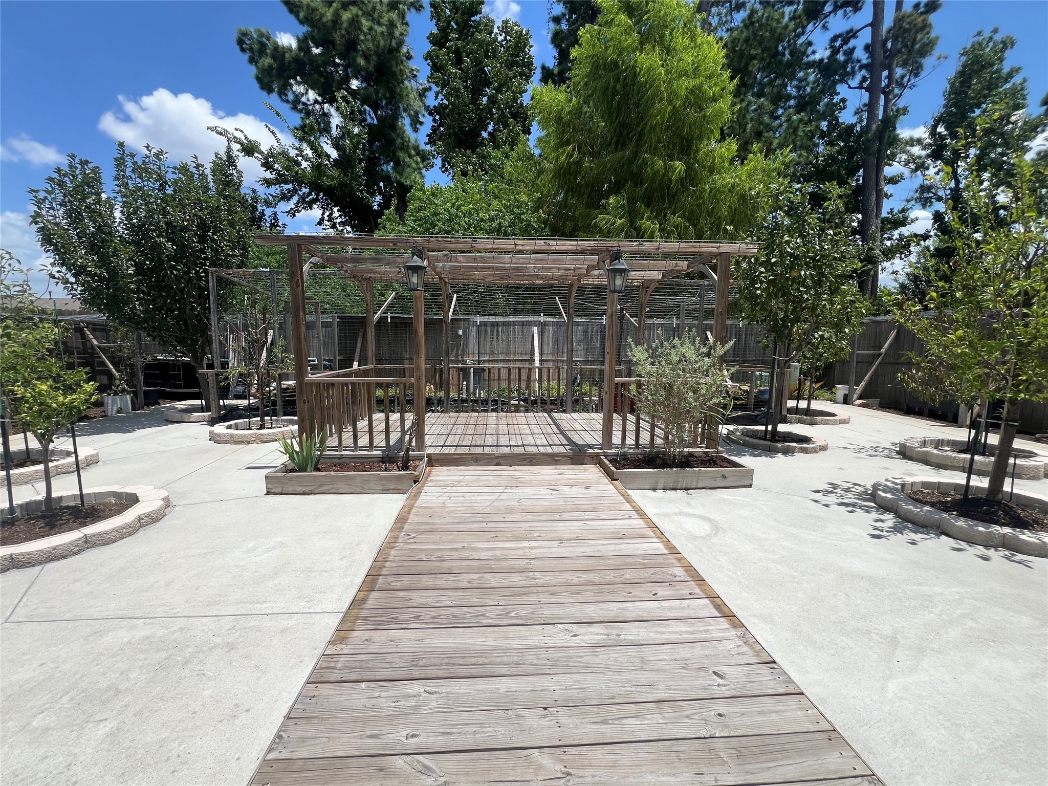 14510 Eaglefern Ln Property Photo 27