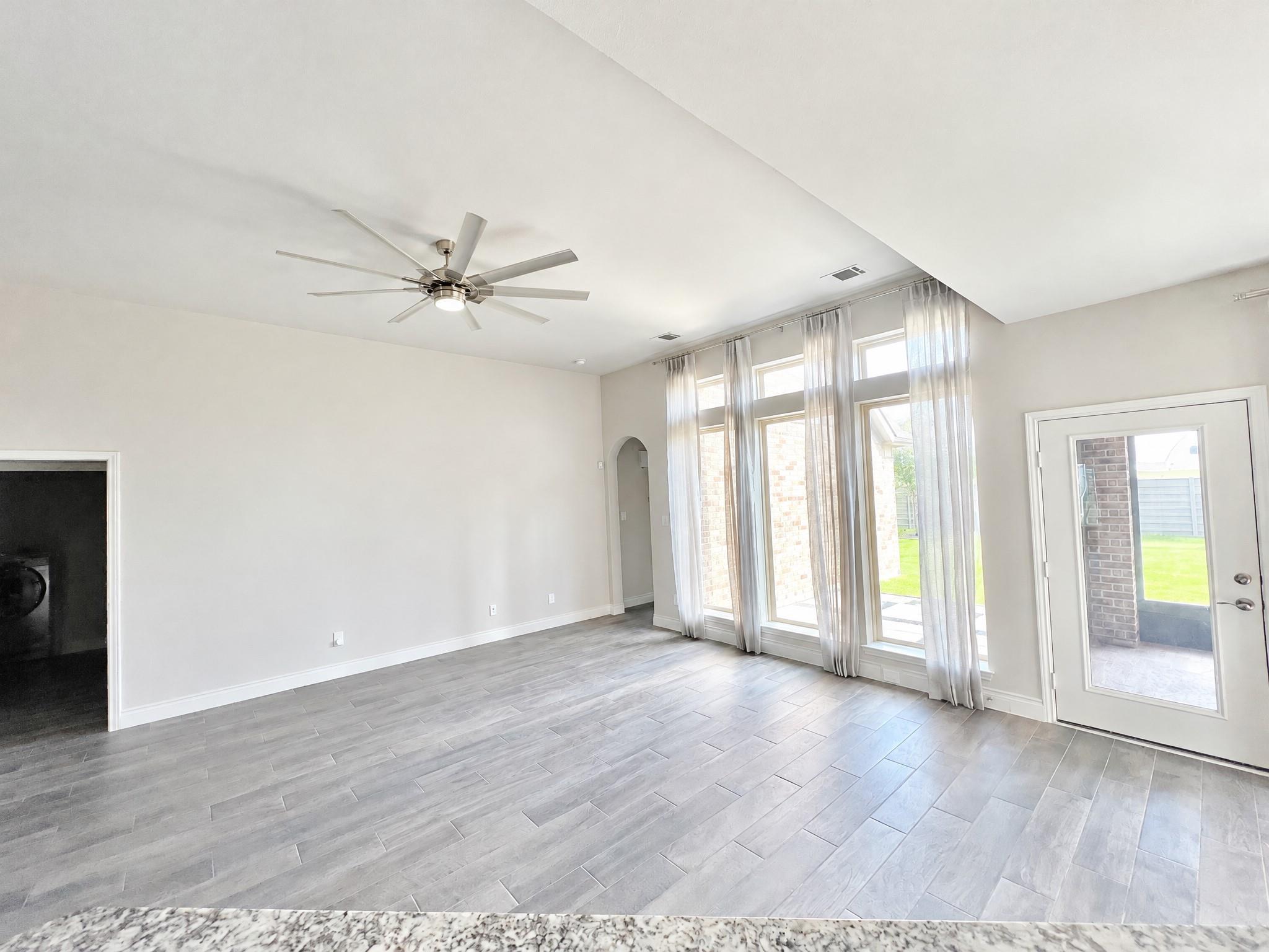 2361 Olive Forest Lane Property Photo 8
