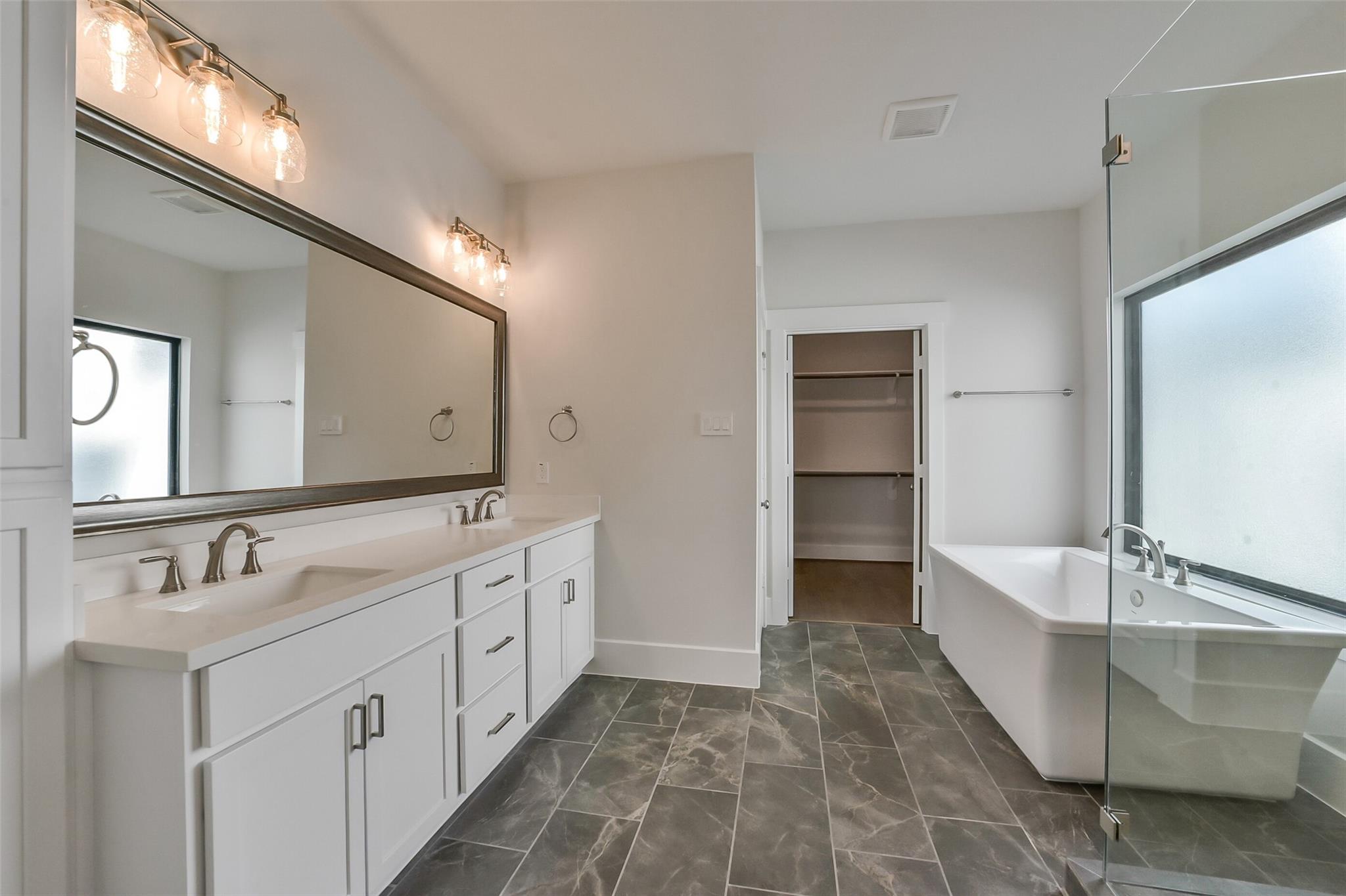 3516 Harvest Dance Drive, Houston Tx 77008 Property Photo 20