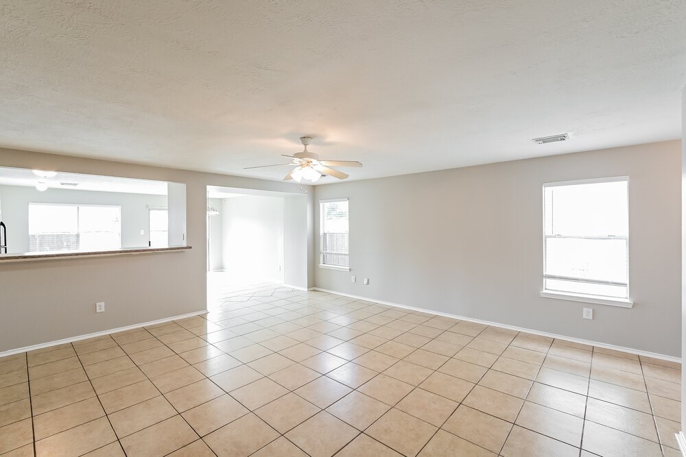 3306 Coldwater Canyon Lane Property Photo 4