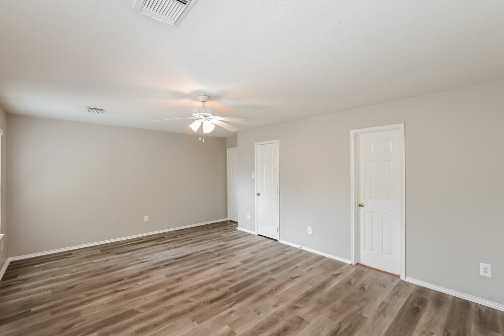3306 Coldwater Canyon Lane Property Photo 9