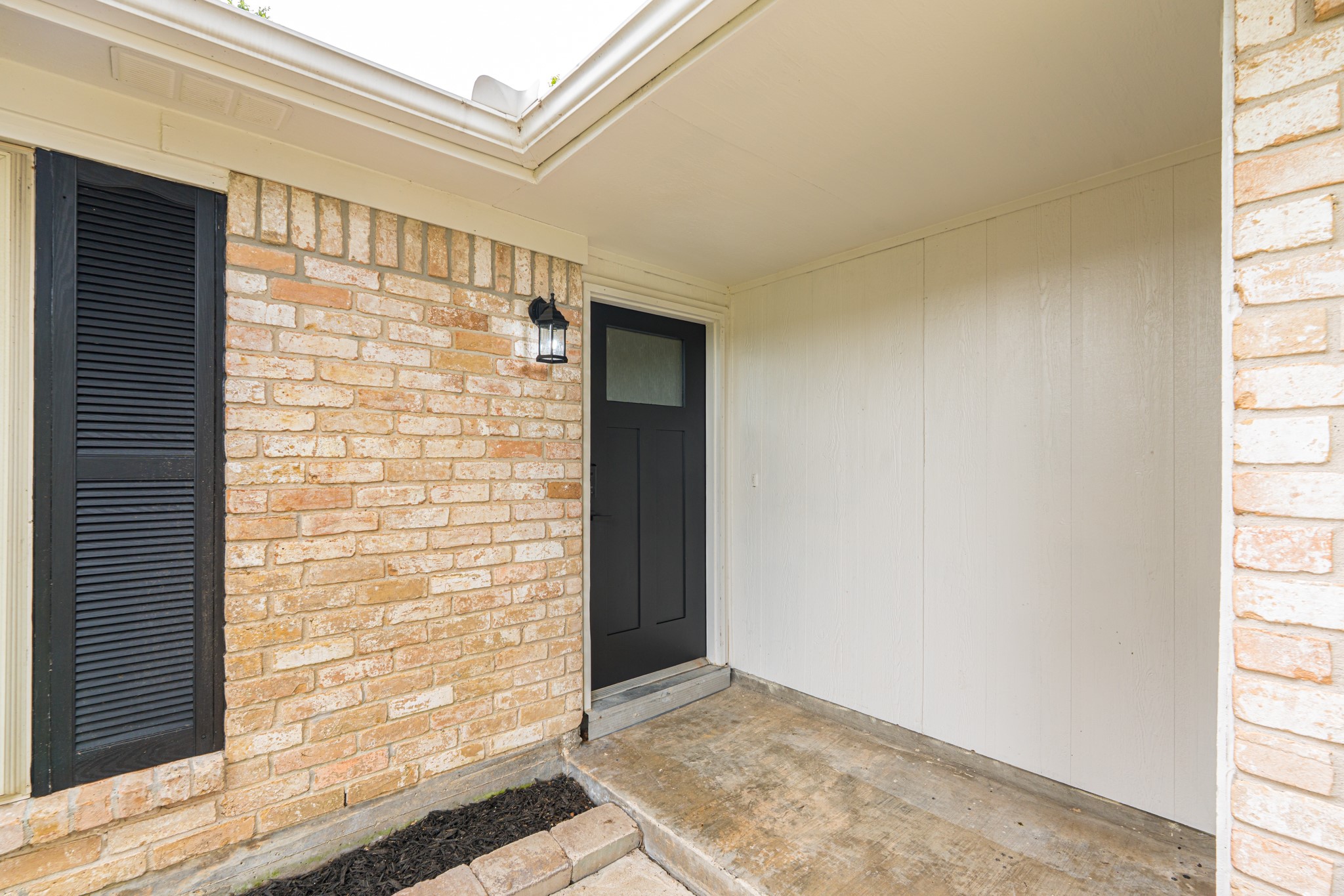 22015 Singing Spurs Drive Property Photo 3