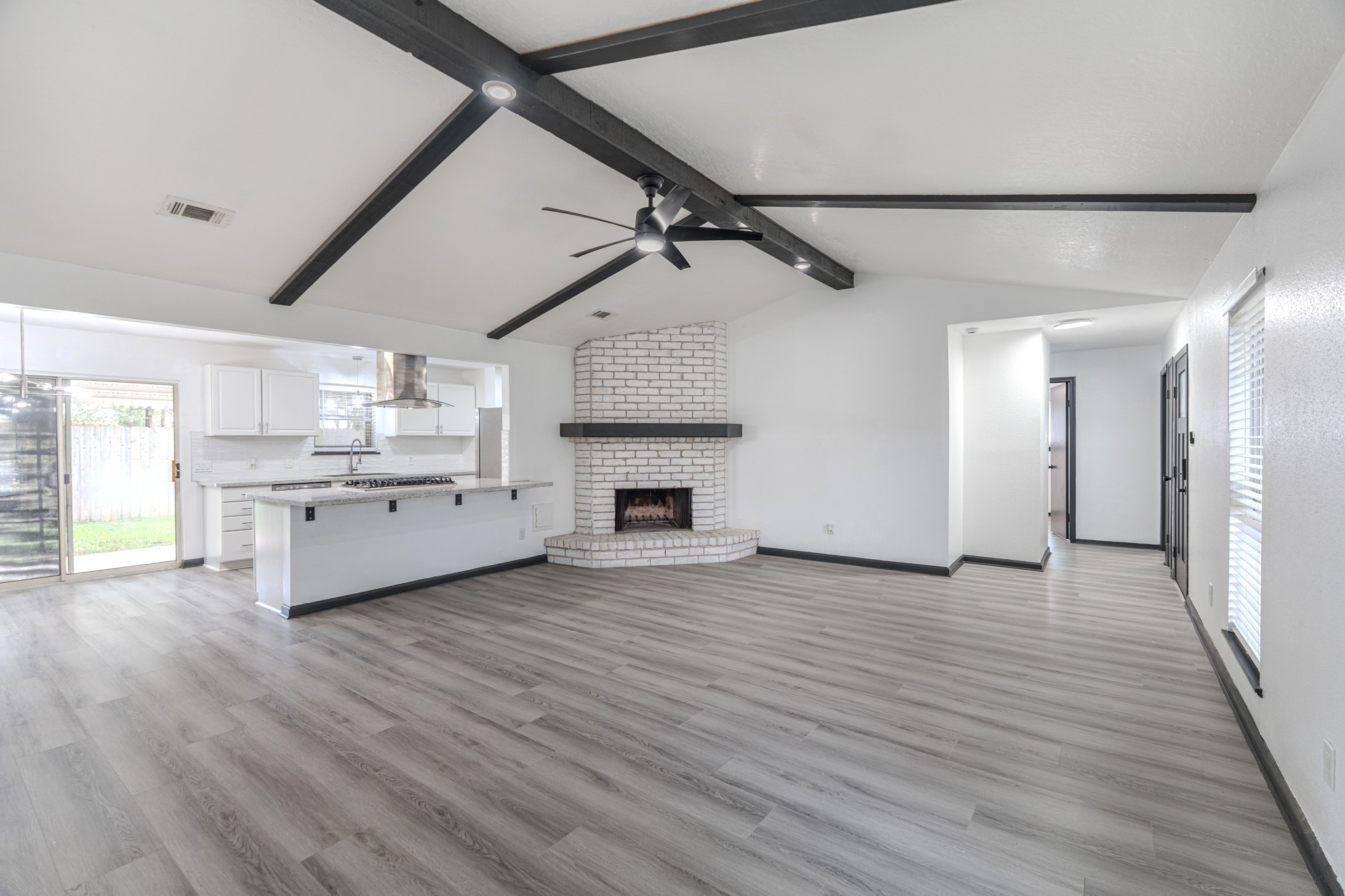 22015 Singing Spurs Drive Property Photo 6