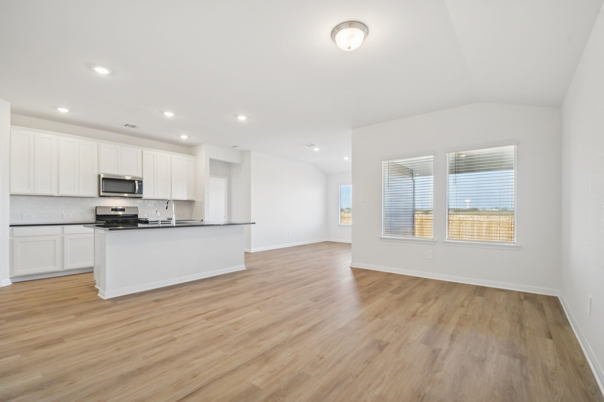 14044 Granger Pointe Lane Property Photo 3