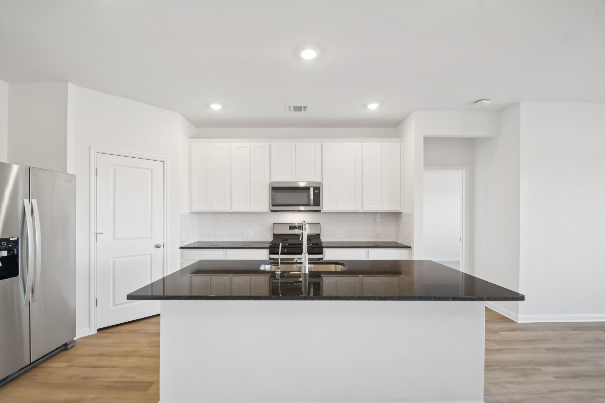 14044 Granger Pointe Lane Property Photo 7