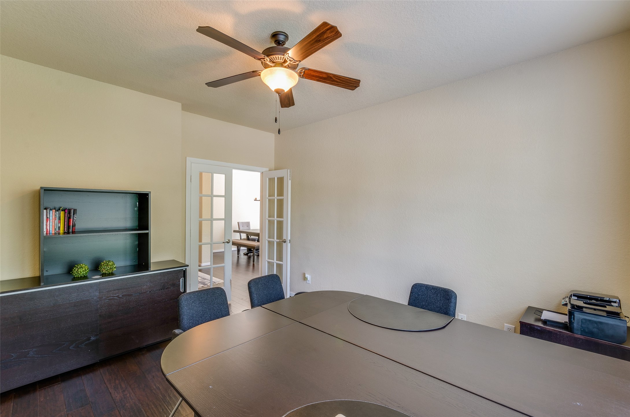 10 Caelin Court Property Photo 6