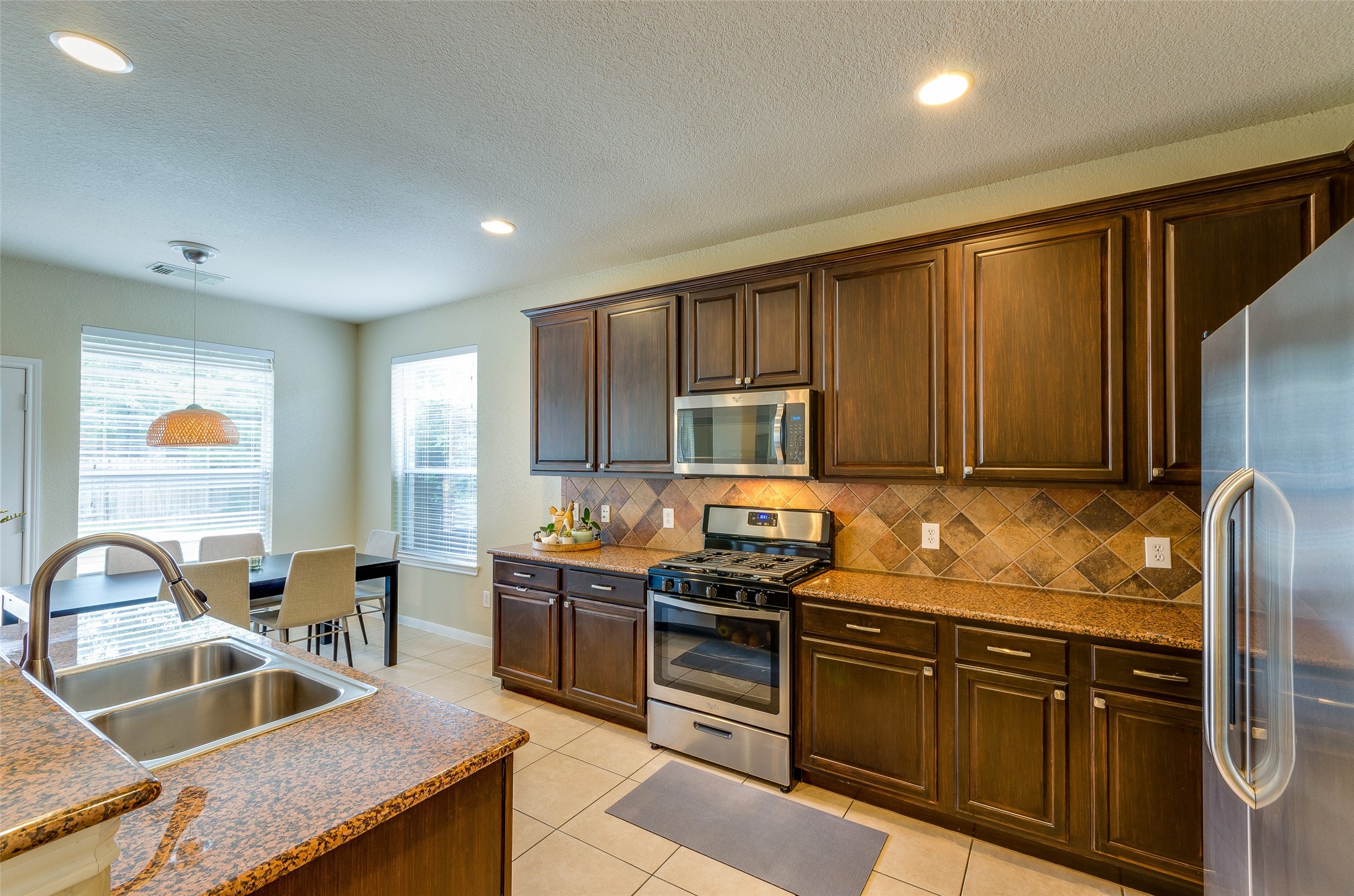 10 Caelin Court Property Photo 15