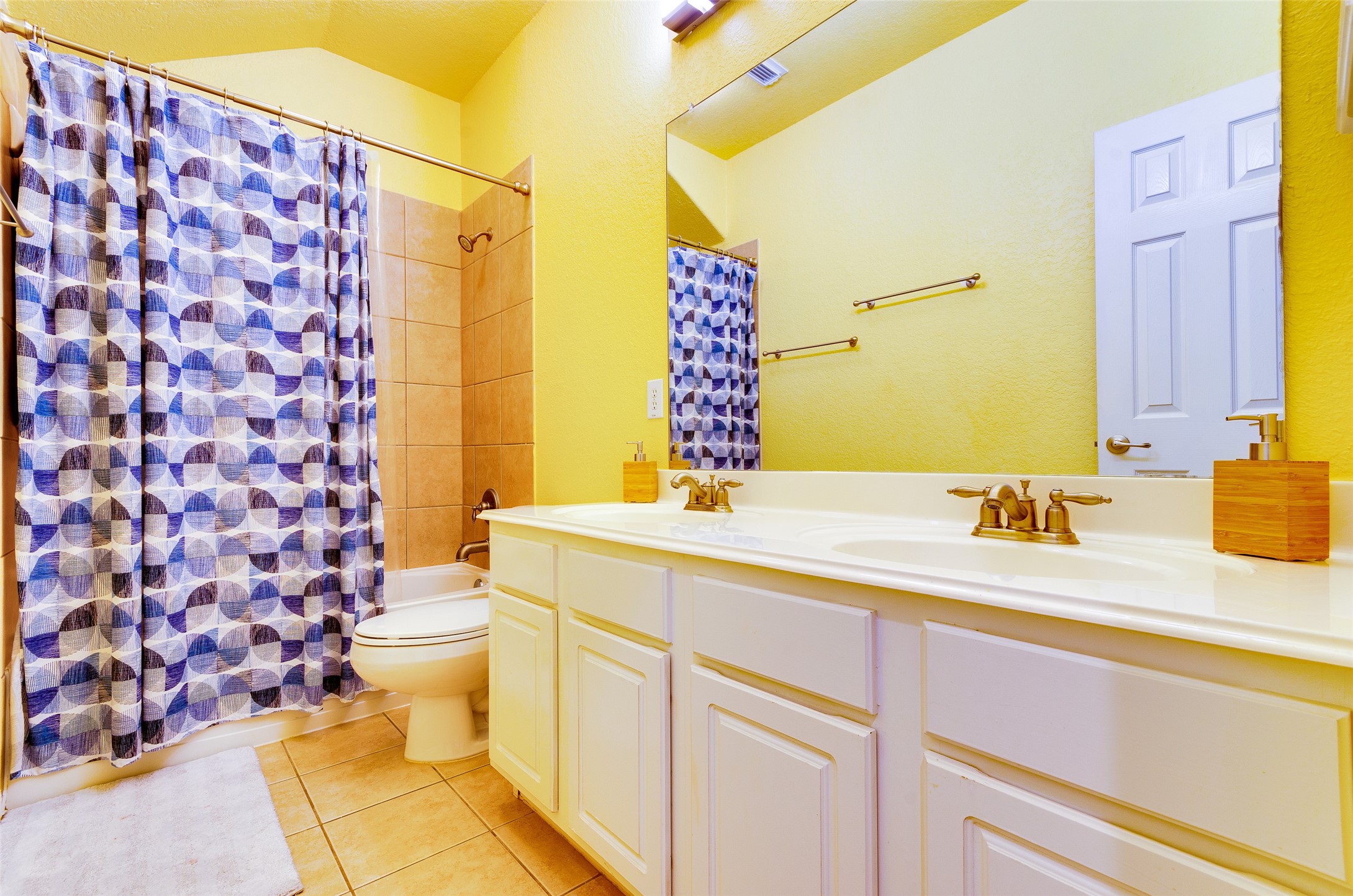 10 Caelin Court Property Photo 33
