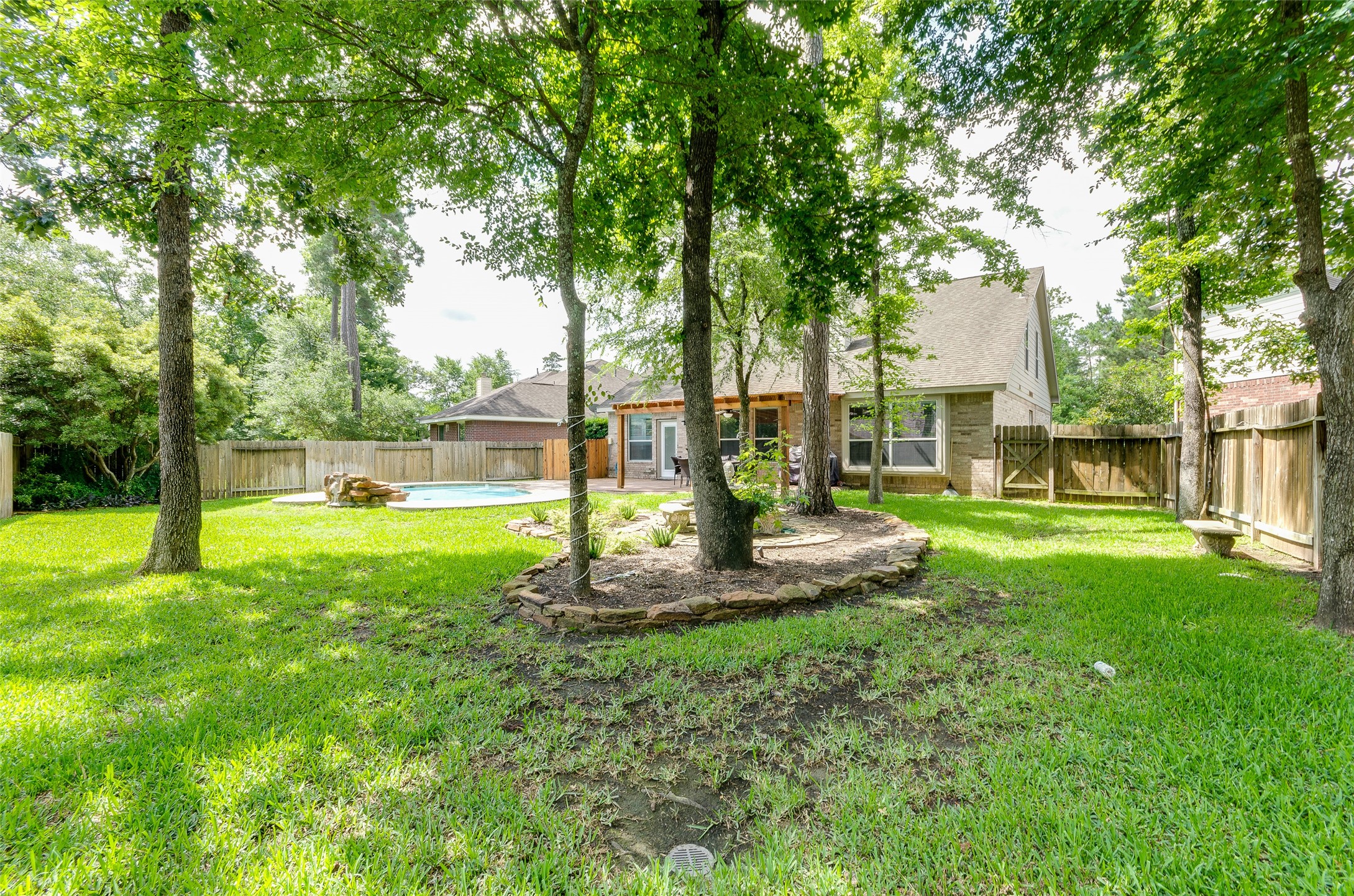 10 Caelin Court Property Photo 35