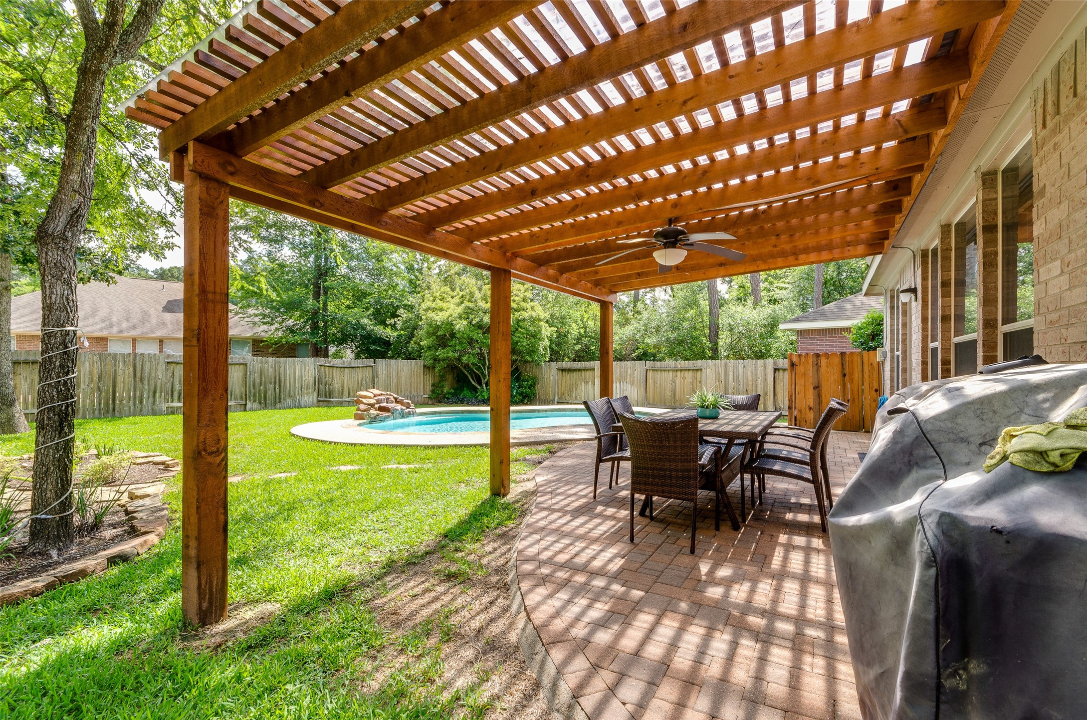 10 Caelin Court Property Photo 37