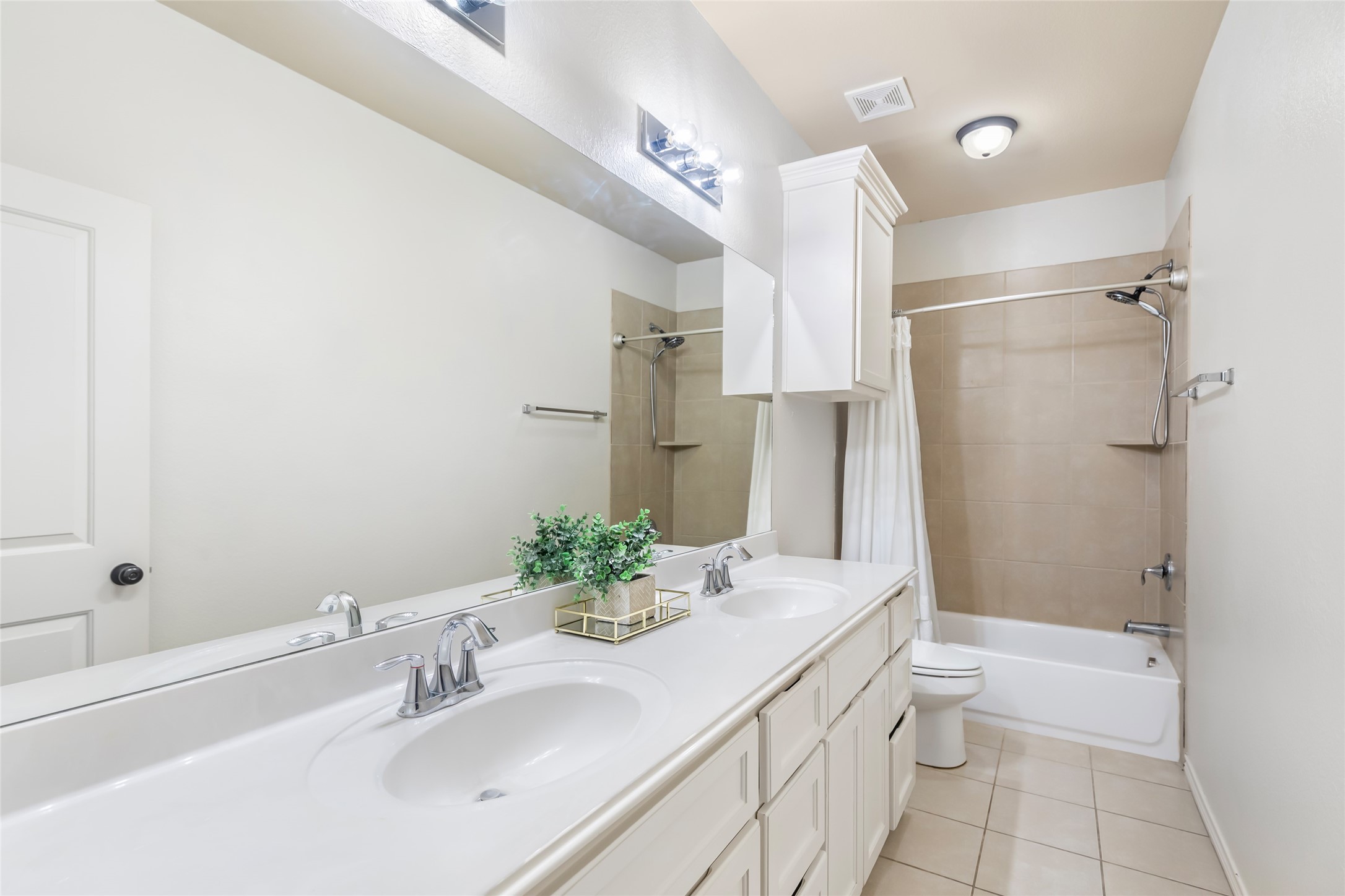 505 Ripkowski Drive Property Photo 23