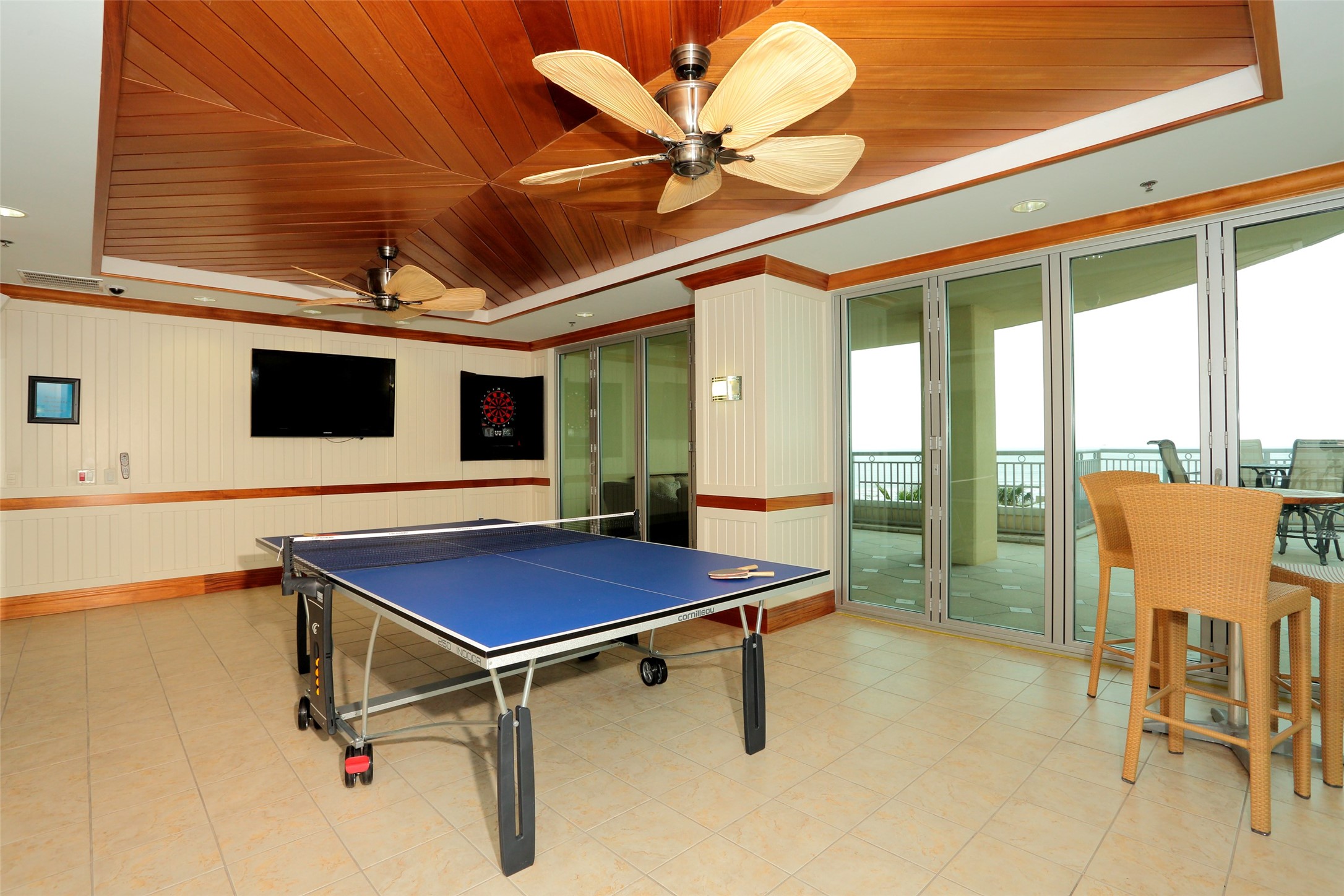 801 E Beach Drive Bc0412 Property Photo 32