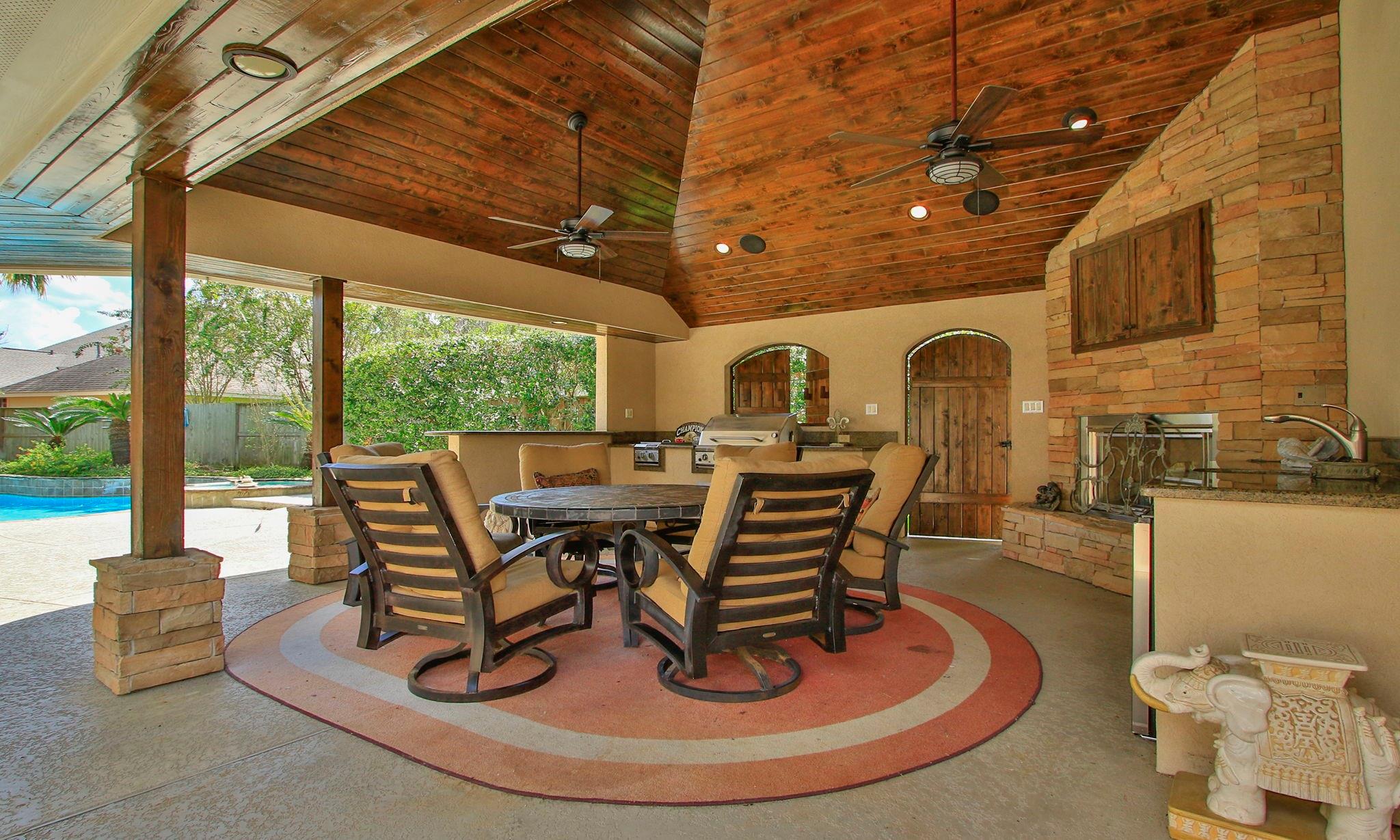 10202 Leedscastle Manor Court, Spring TX 77379 Property Photo 1