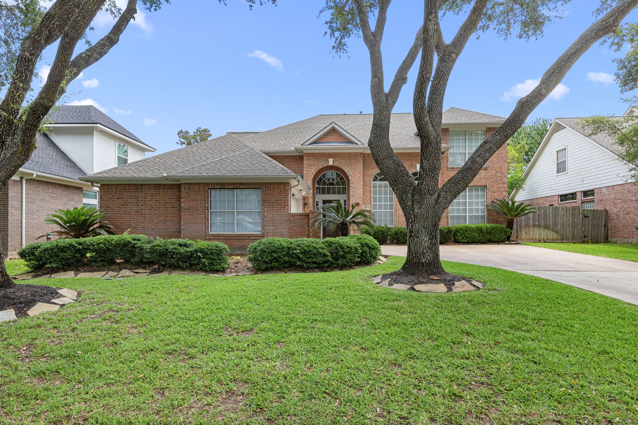 1807 Rustic Hills Court Property Photo 1