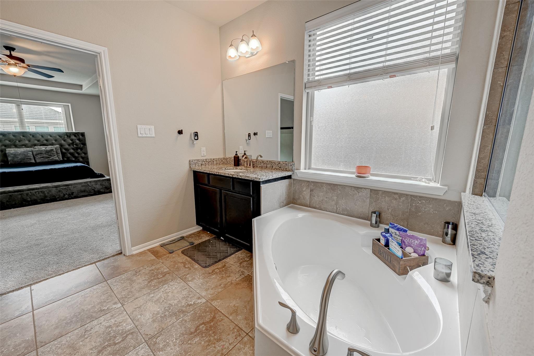 9526 Bonbrook Bend Lane Property Photo 19