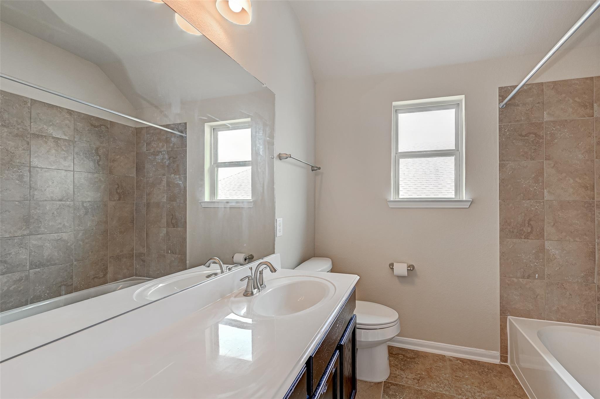9526 Bonbrook Bend Lane Property Photo 26