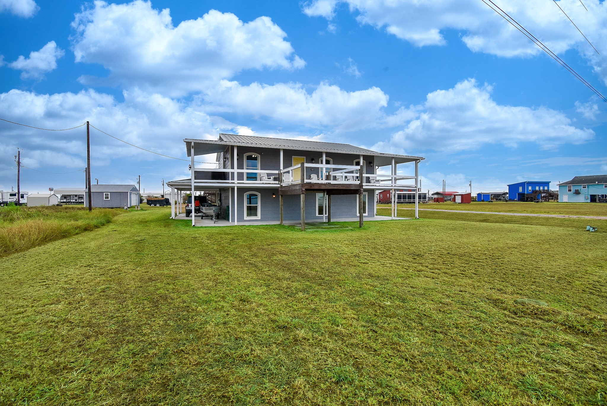 965 Porpoise Drive Property Photo 3
