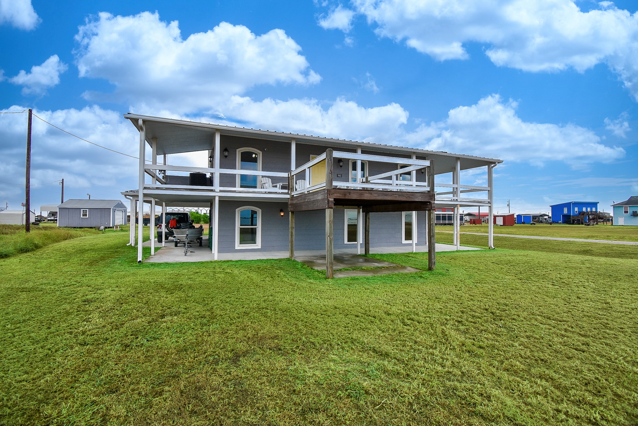 965 Porpoise Drive Property Photo 4