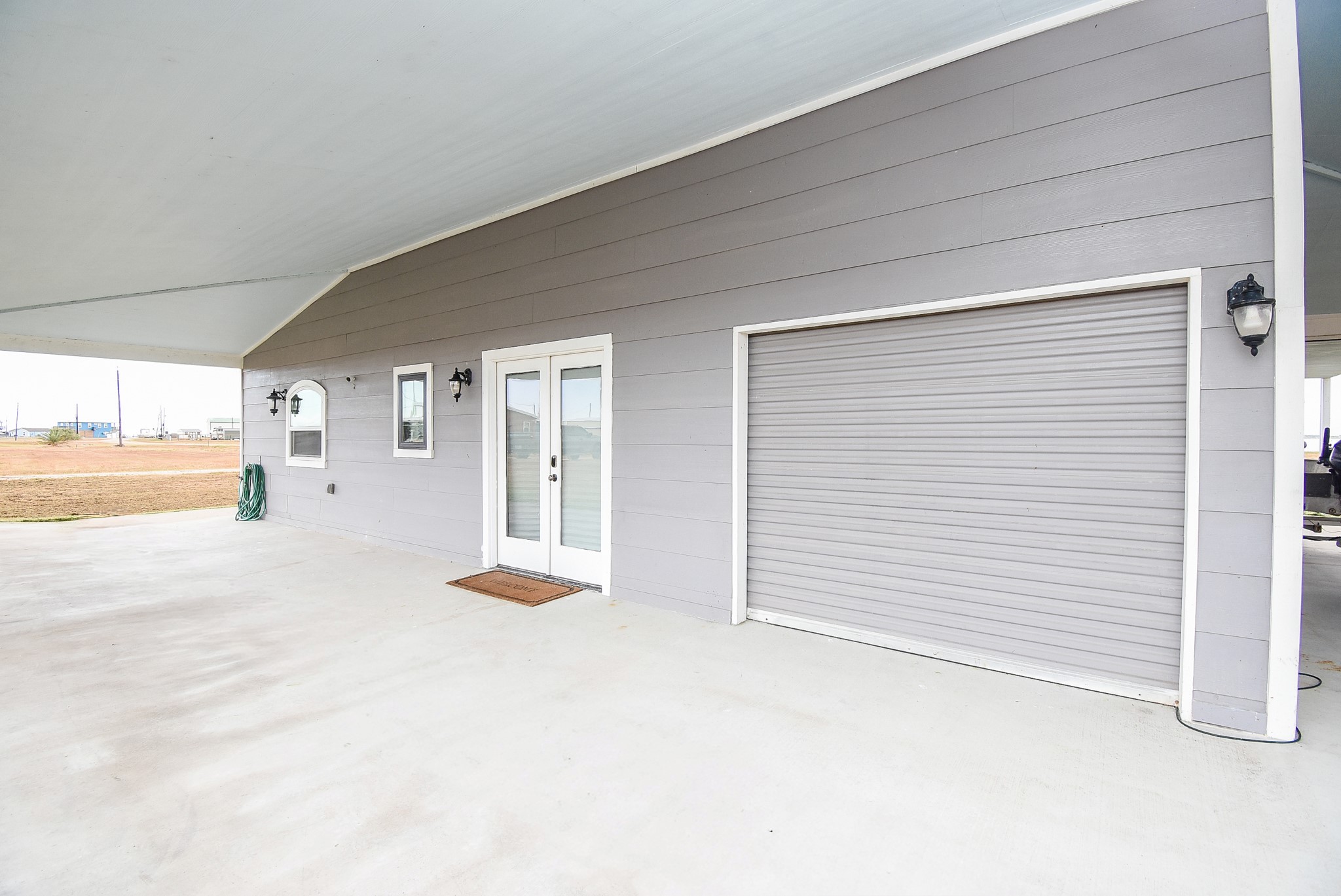 965 Porpoise Drive Property Photo 9