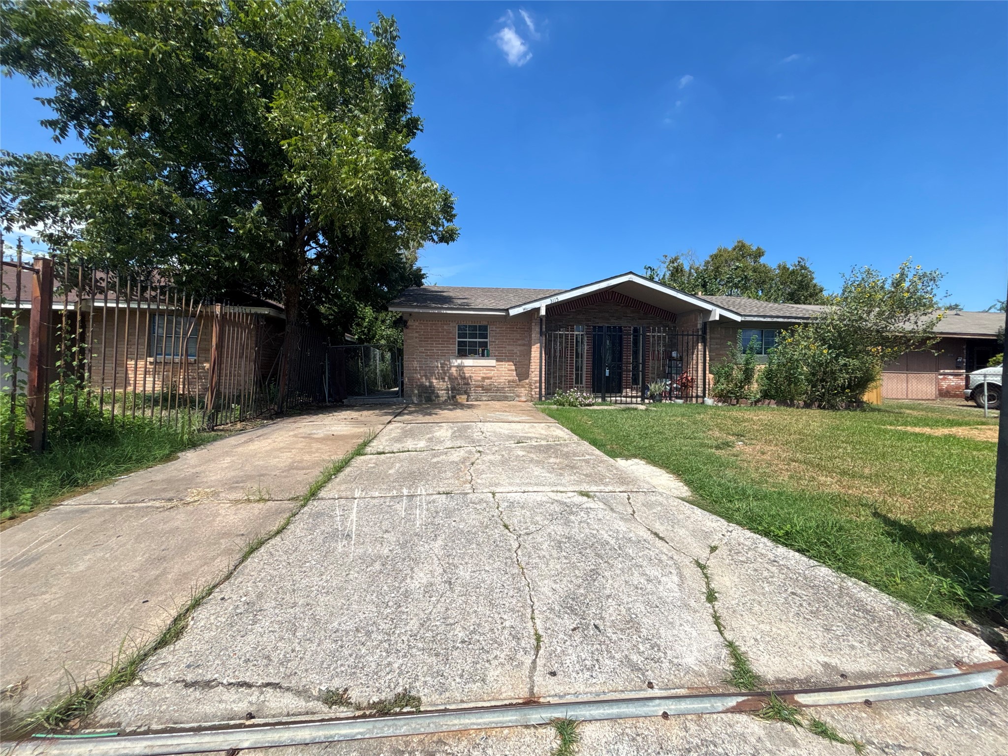 3115 Hartsville Rd Property Photo 4